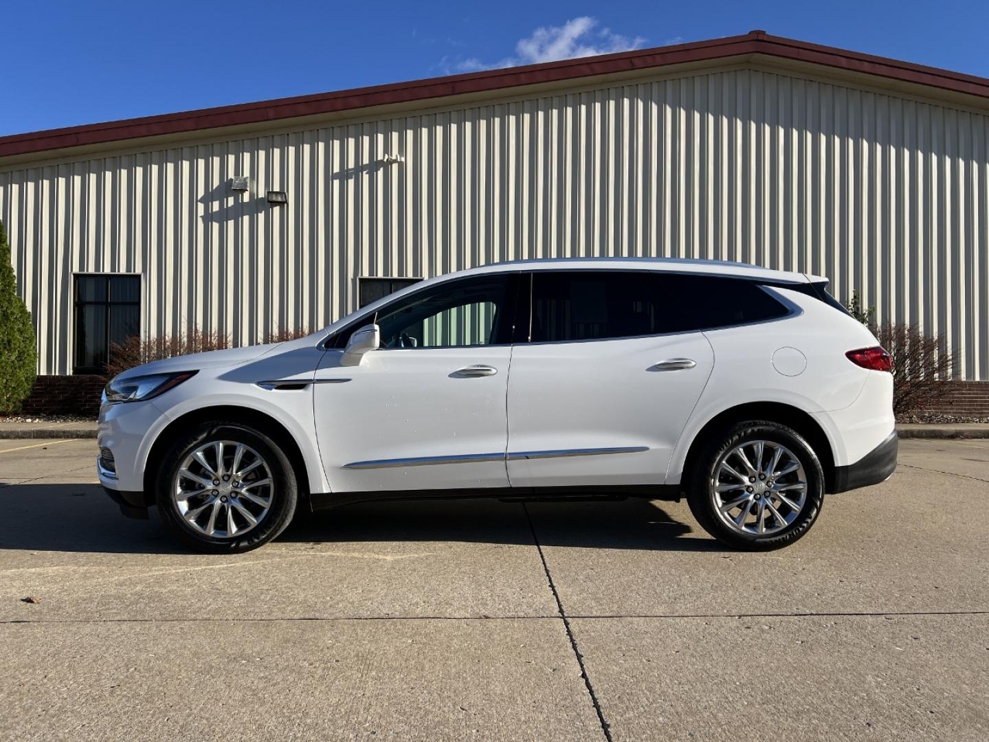 2019 WHITE /Gray Leather Buick Enclave Essence FWD (5GAERBKW8KJ) with an 3.6L V6 engine, Automatic transmission, located at 2990 Old Orchard Rd., Jackson, MO, 63755, 37.354214, -89.612106 - 2019 Buick Enclave Essence 1-Owner Only 59xxx miles Front Wheel Drive 3.6L V6 Automatic Leather 3rd Row Backup Camera Power/Heated Seats Sunroof Bluetooth Remote Start Cruise Power Windows/Locks/Mirrors We have financing available and we accept trades! Fill out a credit application on - Photo#8