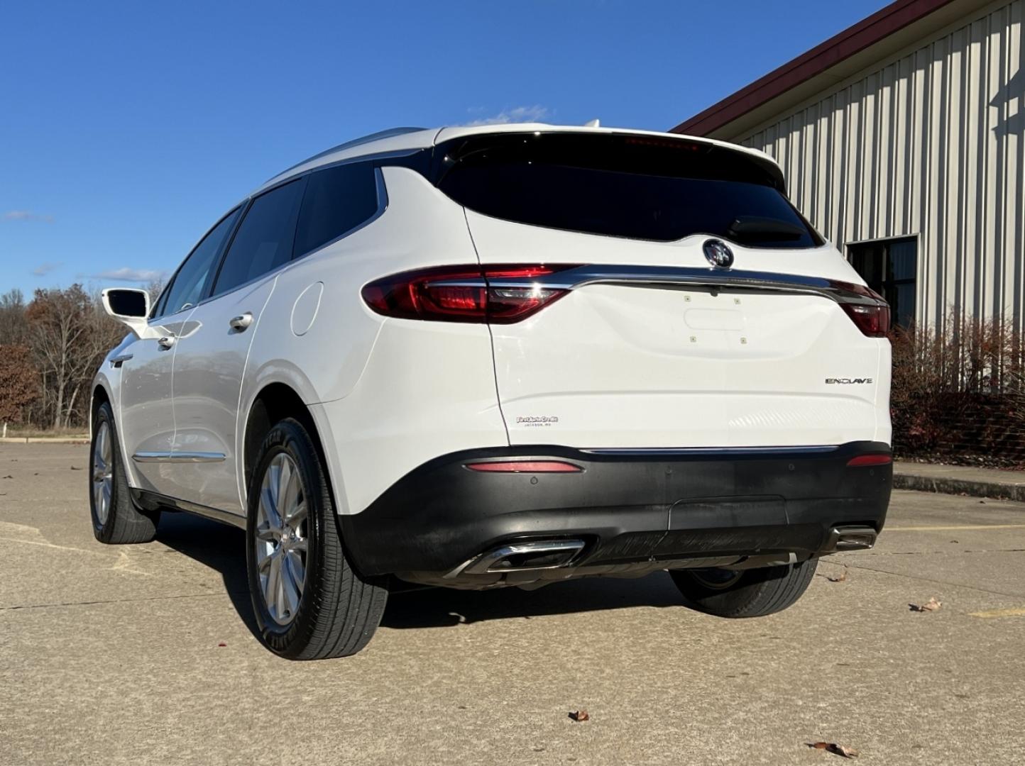 2019 WHITE /Gray Leather Buick Enclave Essence FWD (5GAERBKW8KJ) with an 3.6L V6 engine, Automatic transmission, located at 2990 Old Orchard Rd., Jackson, MO, 63755, 37.354214, -89.612106 - 2019 Buick Enclave Essence 1-Owner Only 59xxx miles Front Wheel Drive 3.6L V6 Automatic Leather 3rd Row Backup Camera Power/Heated Seats Sunroof Bluetooth Remote Start Cruise Power Windows/Locks/Mirrors We have financing available and we accept trades! Fill out a credit application on - Photo#11