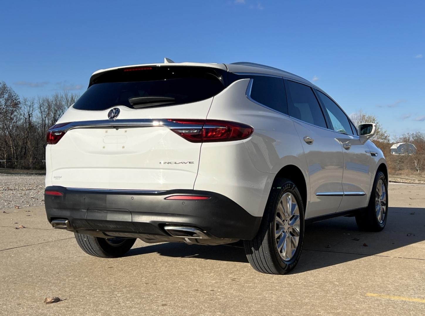 2019 WHITE /Gray Leather Buick Enclave Essence FWD (5GAERBKW8KJ) with an 3.6L V6 engine, Automatic transmission, located at 2990 Old Orchard Rd., Jackson, MO, 63755, 37.354214, -89.612106 - 2019 Buick Enclave Essence 1-Owner Only 59xxx miles Front Wheel Drive 3.6L V6 Automatic Leather 3rd Row Backup Camera Power/Heated Seats Sunroof Bluetooth Remote Start Cruise Power Windows/Locks/Mirrors We have financing available and we accept trades! Fill out a credit application on - Photo#10