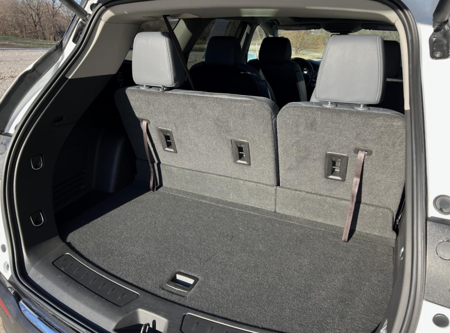 2019 WHITE /Gray Leather Buick Enclave Essence FWD (5GAERBKW8KJ) with an 3.6L V6 engine, Automatic transmission, located at 2990 Old Orchard Rd., Jackson, MO, 63755, 37.354214, -89.612106 - 2019 Buick Enclave Essence 1-Owner Only 59xxx miles Front Wheel Drive 3.6L V6 Automatic Leather 3rd Row Backup Camera Power/Heated Seats Sunroof Bluetooth Remote Start Cruise Power Windows/Locks/Mirrors We have financing available and we accept trades! Fill out a credit application on - Photo#22