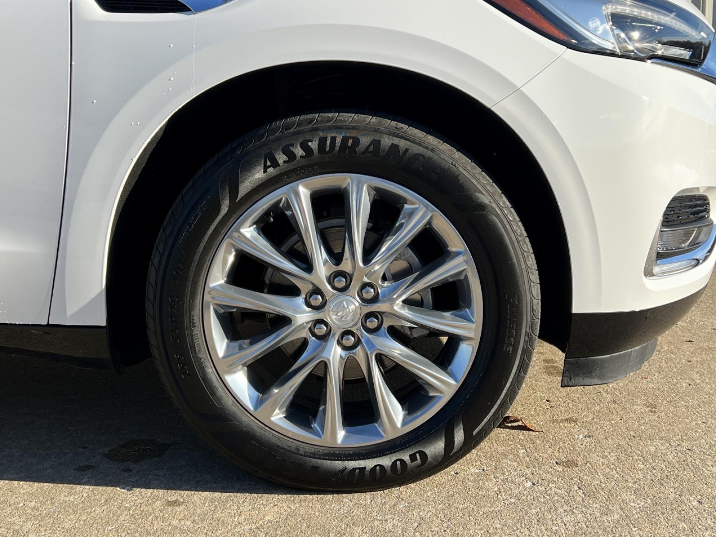 2019 WHITE /Gray Leather Buick Enclave Essence FWD (5GAERBKW8KJ) with an 3.6L V6 engine, Automatic transmission, located at 2990 Old Orchard Rd., Jackson, MO, 63755, 37.354214, -89.612106 - 2019 Buick Enclave Essence 1-Owner Only 59xxx miles Front Wheel Drive 3.6L V6 Automatic Leather 3rd Row Backup Camera Power/Heated Seats Sunroof Bluetooth Remote Start Cruise Power Windows/Locks/Mirrors We have financing available and we accept trades! Fill out a credit application on - Photo#43