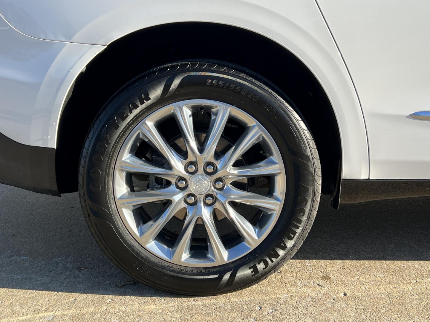 2019 WHITE /Gray Leather Buick Enclave Essence FWD (5GAERBKW8KJ) with an 3.6L V6 engine, Automatic transmission, located at 2990 Old Orchard Rd., Jackson, MO, 63755, 37.354214, -89.612106 - 2019 Buick Enclave Essence 1-Owner Only 59xxx miles Front Wheel Drive 3.6L V6 Automatic Leather 3rd Row Backup Camera Power/Heated Seats Sunroof Bluetooth Remote Start Cruise Power Windows/Locks/Mirrors We have financing available and we accept trades! Fill out a credit application on - Photo#42