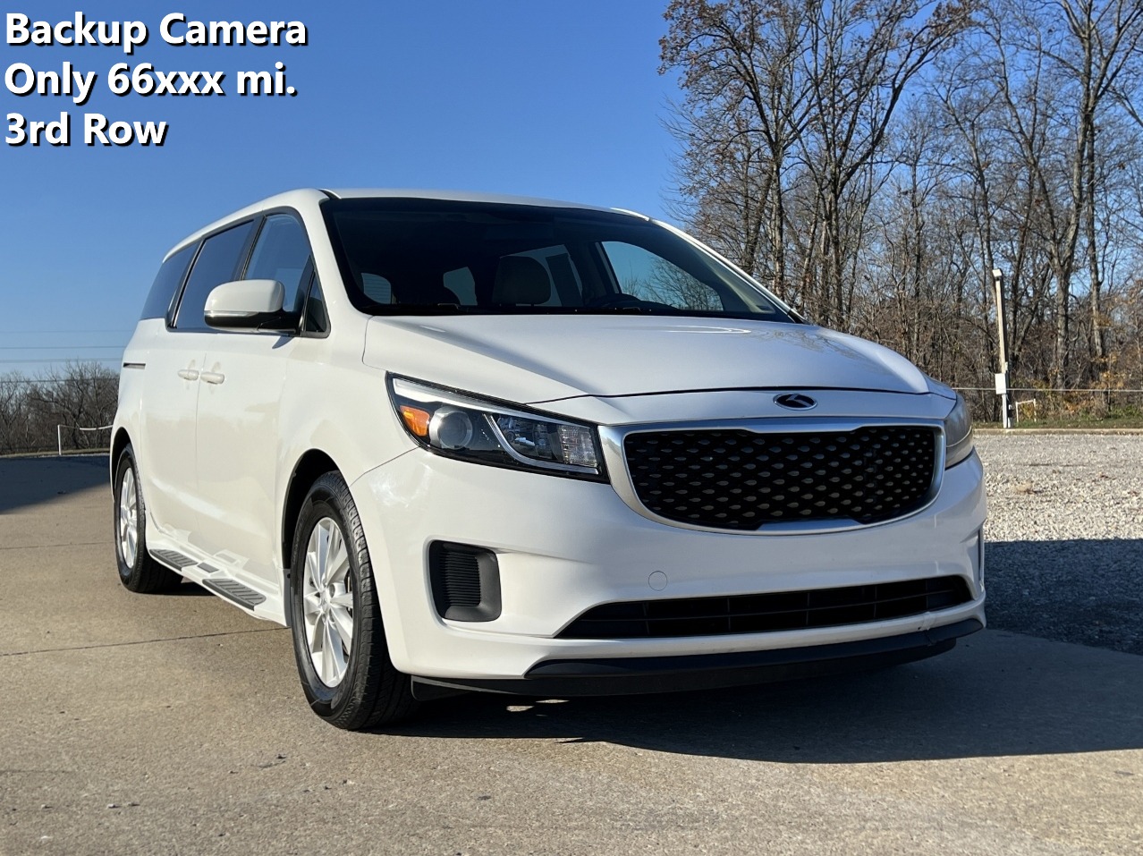 photo of 2017 Kia Sedona LX