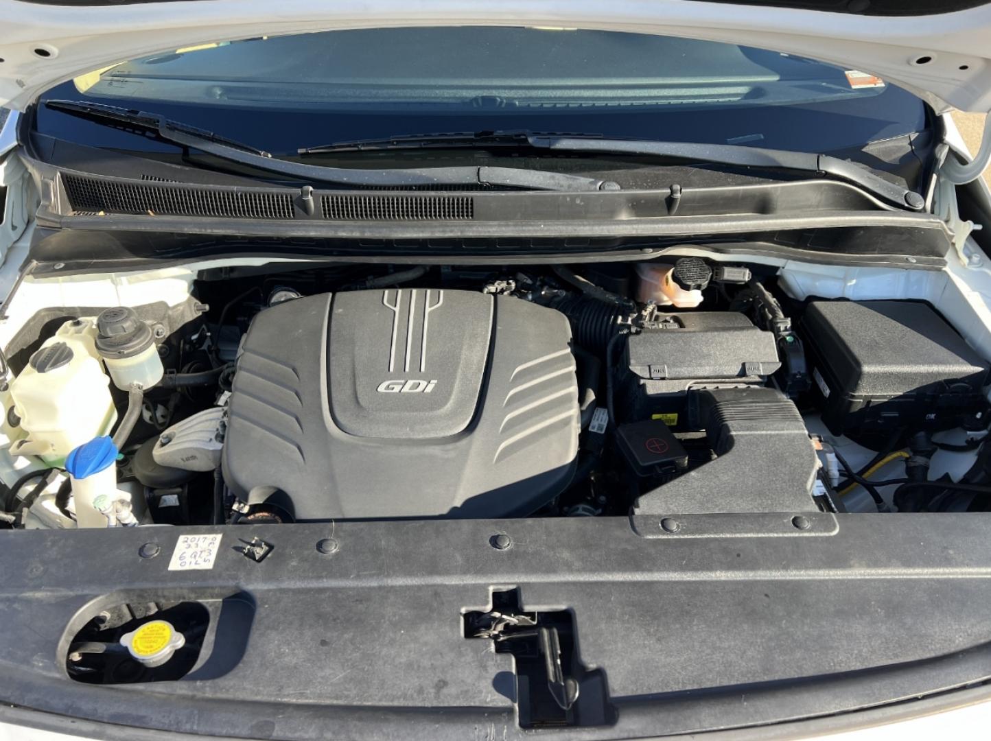 2017 WHITE /Tan Cloth Kia Sedona LX (KNDMB5C19H6) with an 3.3L V6 engine, Automatic transmission, located at 2990 Old Orchard Rd., Jackson, MO, 63755, 37.354214, -89.612106 - 2017 Kia Sedona LX Only 66xxx miles Front Wheel Drive 3.3L V6 Automatic 3rd Row Backup Camera Power Driver Seat Power Sliding Doors Bluetooth Cruise Power Windows/Locks/Mirrors We have financing available and we accept trades! Fill out a credit application on our website or come by today - Photo#33