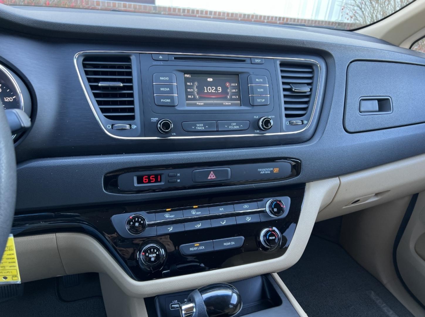 2017 WHITE /Tan Cloth Kia Sedona LX (KNDMB5C19H6) with an 3.3L V6 engine, Automatic transmission, located at 2990 Old Orchard Rd., Jackson, MO, 63755, 37.354214, -89.612106 - 2017 Kia Sedona LX Only 66xxx miles Front Wheel Drive 3.3L V6 Automatic 3rd Row Backup Camera Power Driver Seat Power Sliding Doors Bluetooth Cruise Power Windows/Locks/Mirrors We have financing available and we accept trades! Fill out a credit application on our website or come by today - Photo#23