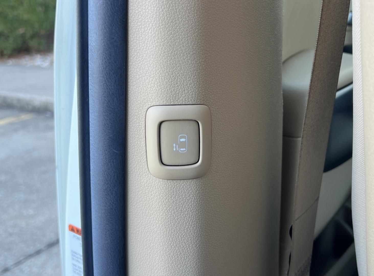 2017 WHITE /Tan Cloth Kia Sedona LX (KNDMB5C19H6) with an 3.3L V6 engine, Automatic transmission, located at 2990 Old Orchard Rd., Jackson, MO, 63755, 37.354214, -89.612106 - 2017 Kia Sedona LX Only 66xxx miles Front Wheel Drive 3.3L V6 Automatic 3rd Row Backup Camera Power Driver Seat Power Sliding Doors Bluetooth Cruise Power Windows/Locks/Mirrors We have financing available and we accept trades! Fill out a credit application on our website or come by today - Photo#31