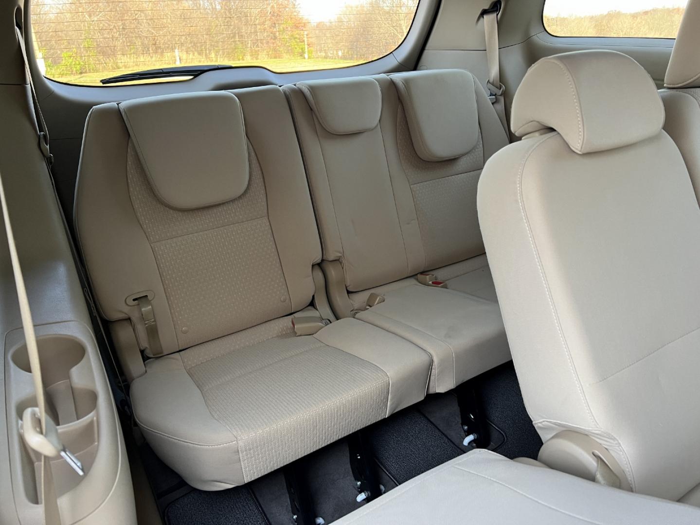 2017 WHITE /Tan Cloth Kia Sedona LX (KNDMB5C19H6) with an 3.3L V6 engine, Automatic transmission, located at 2990 Old Orchard Rd., Jackson, MO, 63755, 37.354214, -89.612106 - 2017 Kia Sedona LX Only 66xxx miles Front Wheel Drive 3.3L V6 Automatic 3rd Row Backup Camera Power Driver Seat Power Sliding Doors Bluetooth Cruise Power Windows/Locks/Mirrors We have financing available and we accept trades! Fill out a credit application on our website or come by today - Photo#17