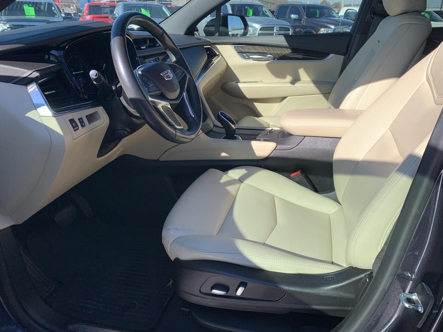 2019 GRAY /Tan Cadillac XT5 Base (1GYKNARS2KZ) with an 3.6L V6 DOHC 24V engine, 8A transmission, located at 506 S. Kingshighway, Cape Girardeau, MO, 63703, (573) 235-5000, 37.294991, -89.553635 - 2019 Cadillac XT5 34,xxx miles FWD 3.6L V6 Automatic Remote Start Air Conditioning Power Windows Power Locks Power Steering Tilt Wheel Satellite Keyless Entry All Wheel ABS We have financing available and we accept trades! Fill out a credit application on our website or come by today! - Photo#14