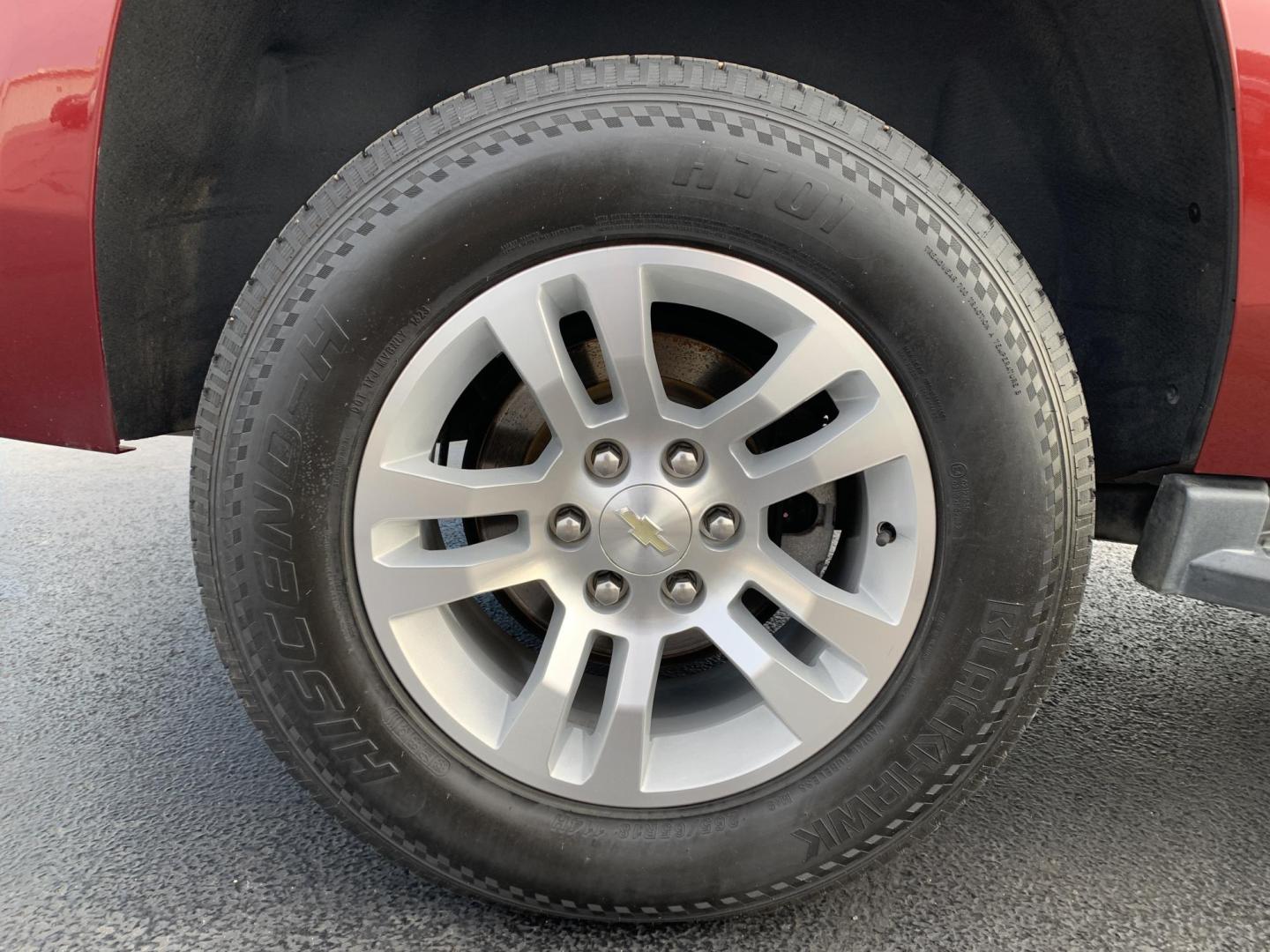 2020 MAROON /GRAY Chevrolet Tahoe LT 4WD (1GNSKBKC6LR) with an 5.3L V8 OHV 16V engine, 6A transmission, located at 506 S. Kingshighway, Cape Girardeau, MO, 63703, (573) 235-5000, 37.294991, -89.553635 - 2020 Chevrolet Tahoe LT 93,xxx miles 4WD Heated Seats Air Conditioning Power Windows Power Locks Power Steering Tilt Wheel AM/FM CD/MP3 Satellite Keyless Entry Daytime Running Lights Dual Airbags Front Head and Side Passenger Airbag Sensor All Wheel ABS We have financing available an - Photo#33