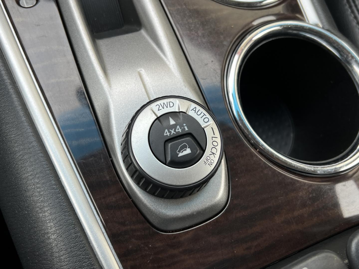 2016 BLACK /Black Leather Nissan Pathfinder Platinum 4WD (5N1AR2MM9GC) with an 3.5L V6 engine, CVT transmission, located at 2990 Old Orchard Rd., Jackson, MO, 63755, 37.354214, -89.612106 - 2016 Nissan Pathfinder Platinum 137xxx miles 4 Wheel Drive 3.5L V6 Automatic Leather 3rd Row Navigation Power/Heated/Cooled Seats Heated Rear Seats Backup Camera Sunroof Bluetooth Remote Start Cruise Power Windows/Locks/Mirrors We have financing available and we accept trades! Fill o - Photo#2