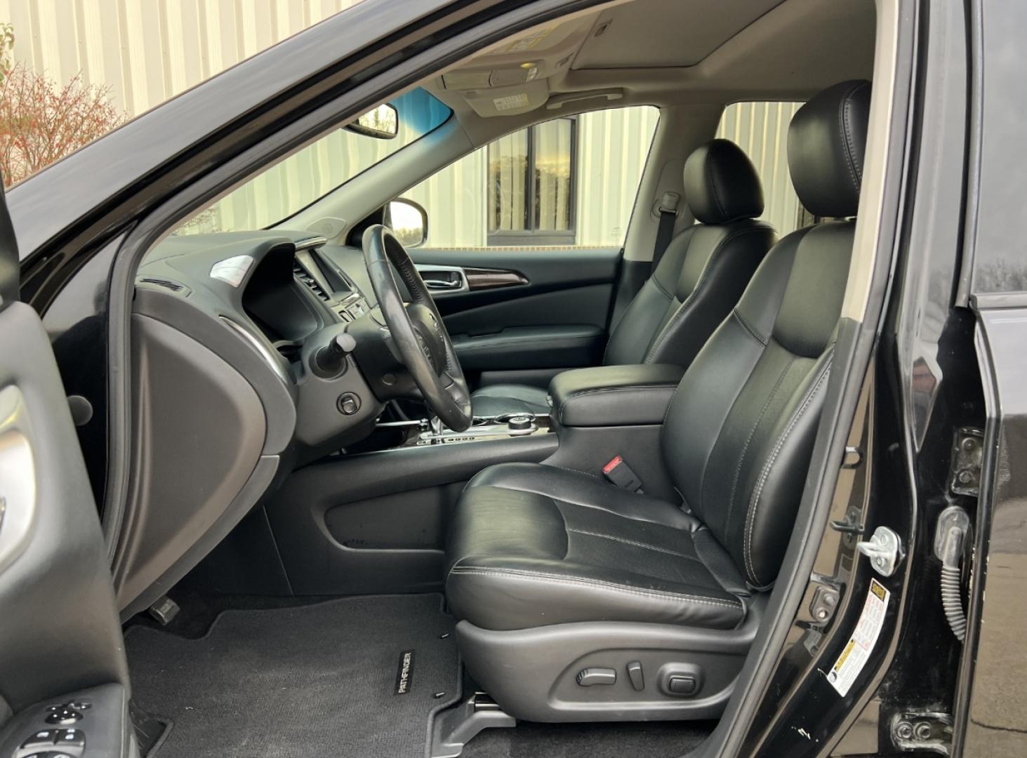 2016 BLACK /Black Leather Nissan Pathfinder Platinum 4WD (5N1AR2MM9GC) with an 3.5L V6 engine, CVT transmission, located at 2990 Old Orchard Rd., Jackson, MO, 63755, 37.354214, -89.612106 - 2016 Nissan Pathfinder Platinum 137xxx miles 4 Wheel Drive 3.5L V6 Automatic Leather 3rd Row Navigation Power/Heated/Cooled Seats Heated Rear Seats Backup Camera Sunroof Bluetooth Remote Start Cruise Power Windows/Locks/Mirrors We have financing available and we accept trades! Fill o - Photo#18