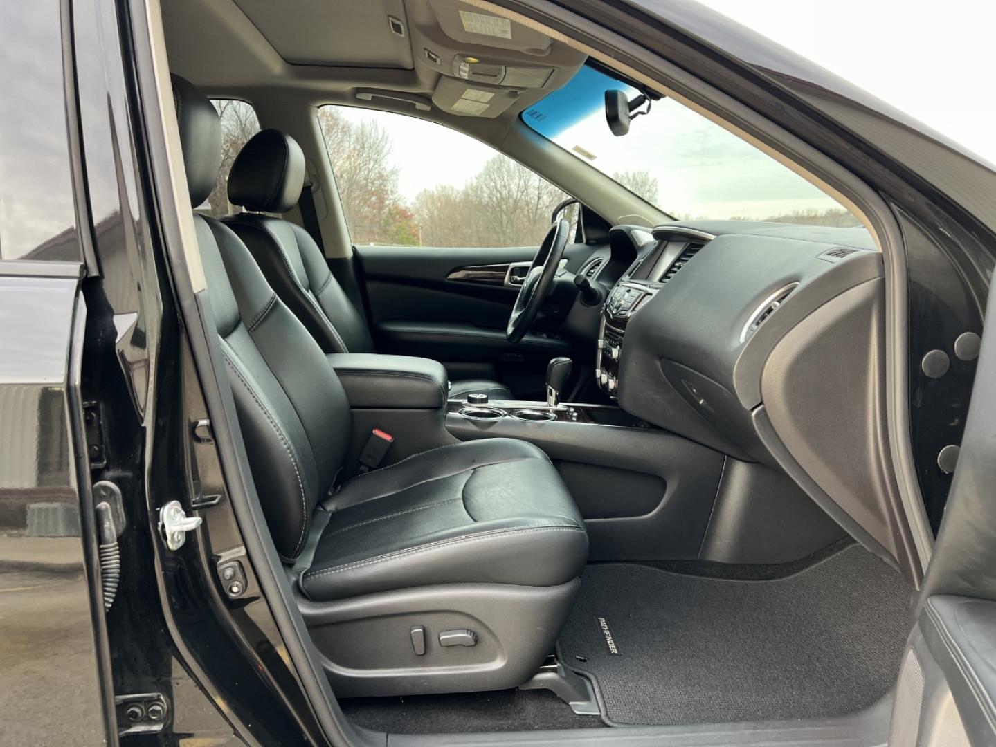 2016 BLACK /Black Leather Nissan Pathfinder Platinum 4WD (5N1AR2MM9GC) with an 3.5L V6 engine, CVT transmission, located at 2990 Old Orchard Rd., Jackson, MO, 63755, 37.354214, -89.612106 - 2016 Nissan Pathfinder Platinum 137xxx miles 4 Wheel Drive 3.5L V6 Automatic Leather 3rd Row Navigation Power/Heated/Cooled Seats Heated Rear Seats Backup Camera Sunroof Bluetooth Remote Start Cruise Power Windows/Locks/Mirrors We have financing available and we accept trades! Fill o - Photo#20