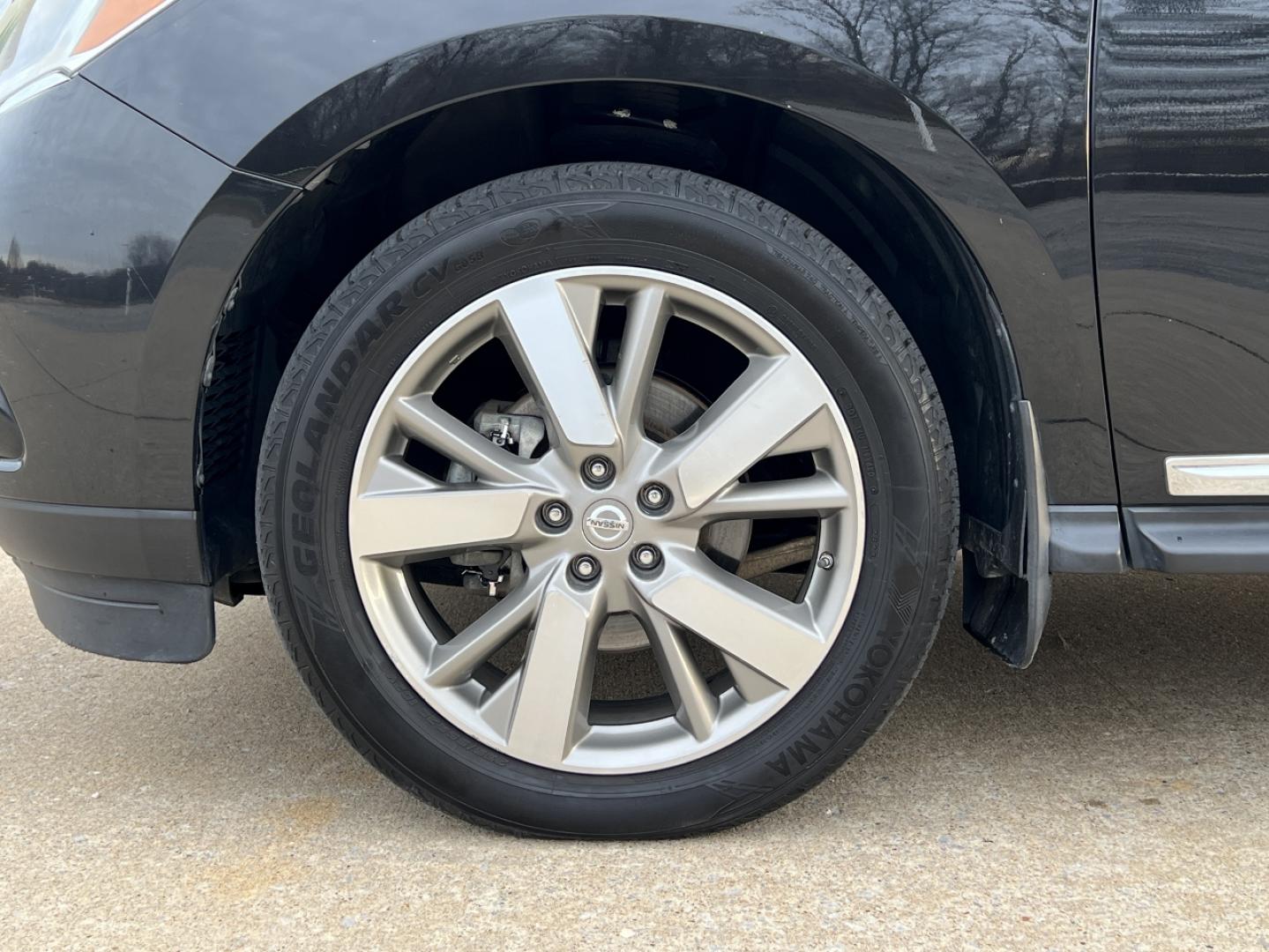 2016 BLACK /Black Leather Nissan Pathfinder Platinum 4WD (5N1AR2MM9GC) with an 3.5L V6 engine, CVT transmission, located at 2990 Old Orchard Rd., Jackson, MO, 63755, 37.354214, -89.612106 - 2016 Nissan Pathfinder Platinum 137xxx miles 4 Wheel Drive 3.5L V6 Automatic Leather 3rd Row Navigation Power/Heated/Cooled Seats Heated Rear Seats Backup Camera Sunroof Bluetooth Remote Start Cruise Power Windows/Locks/Mirrors We have financing available and we accept trades! Fill o - Photo#45