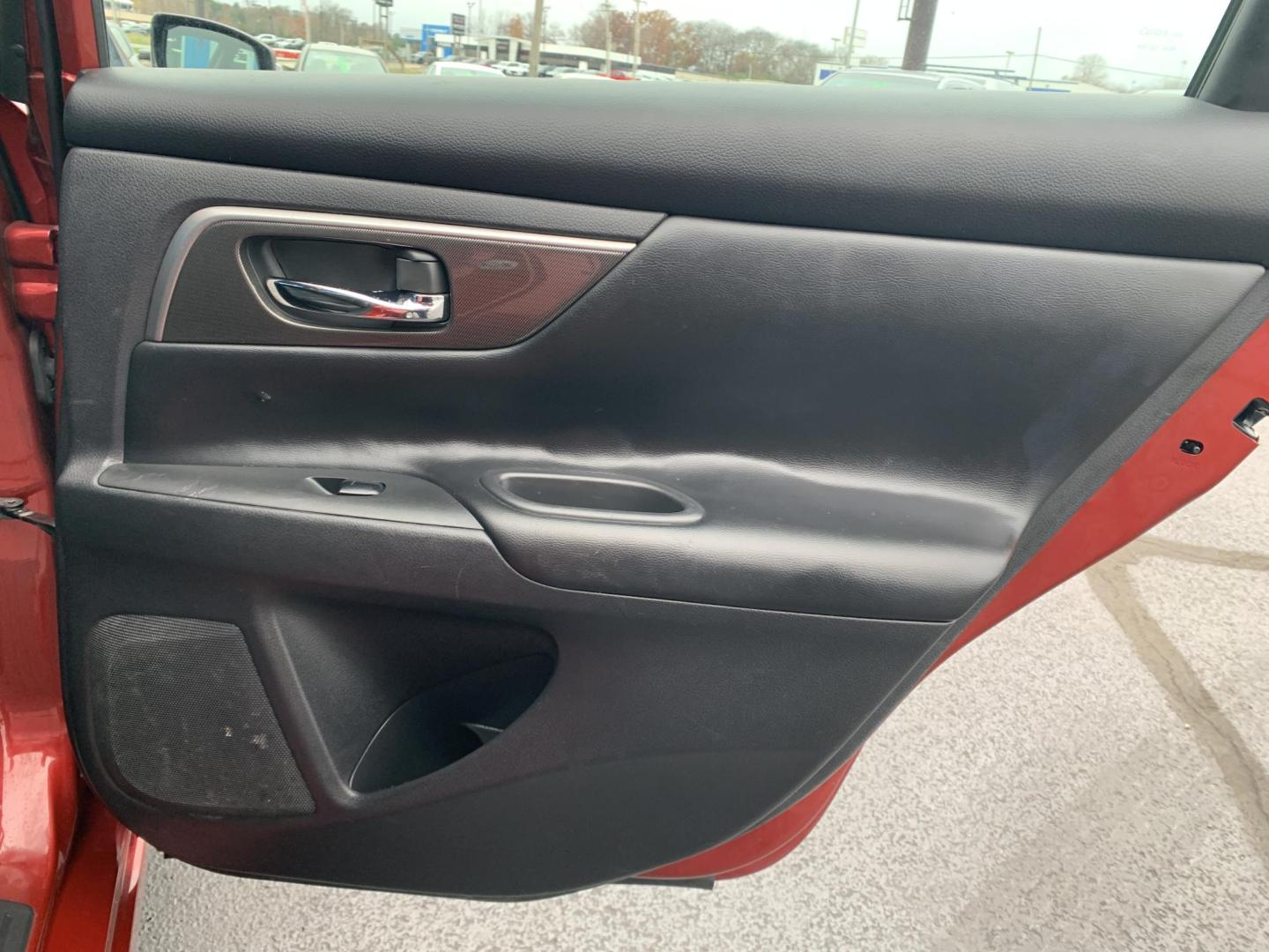 2015 RED /Black Nissan Altima 3.5 SV (1N4BL3AP9FC) with an 3.5L V6 DOHC 24V engine, Continuously Variable Transmission transmission, located at 506 S. Kingshighway, Cape Girardeau, MO, 63703, (573) 235-5000, 37.294991, -89.553635 - 2015 Nissan Altima 3.5 SL Leather Remote Start Air Conditioning Power Windows Power Locks Power Steering Tilt Wheel AM/FM CD/MP3 Satellite Keyless Entry Dual Front Airbags Side Airbags Head Airbags Rear Head Airbags All Wheel ABS We have financing available and we accept trades! Fill - Photo#10