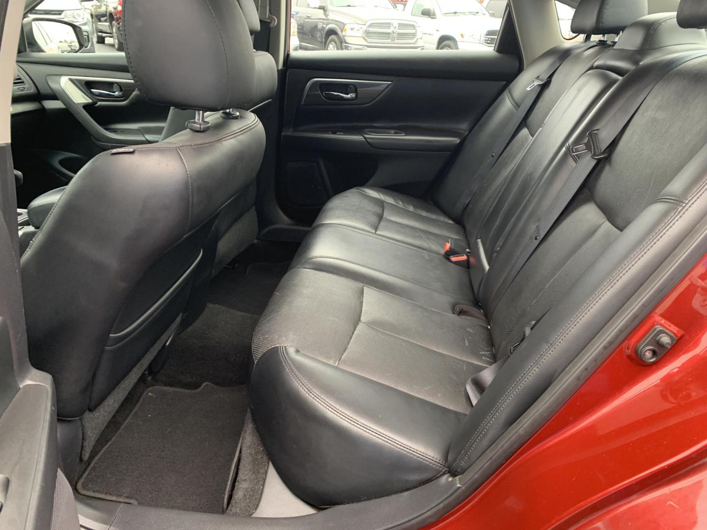 2015 RED /Black Nissan Altima 3.5 SV (1N4BL3AP9FC) with an 3.5L V6 DOHC 24V engine, Continuously Variable Transmission transmission, located at 506 S. Kingshighway, Cape Girardeau, MO, 63703, (573) 235-5000, 37.294991, -89.553635 - 2015 Nissan Altima 3.5 SL Leather Remote Start Air Conditioning Power Windows Power Locks Power Steering Tilt Wheel AM/FM CD/MP3 Satellite Keyless Entry Dual Front Airbags Side Airbags Head Airbags Rear Head Airbags All Wheel ABS We have financing available and we accept trades! Fill - Photo#14