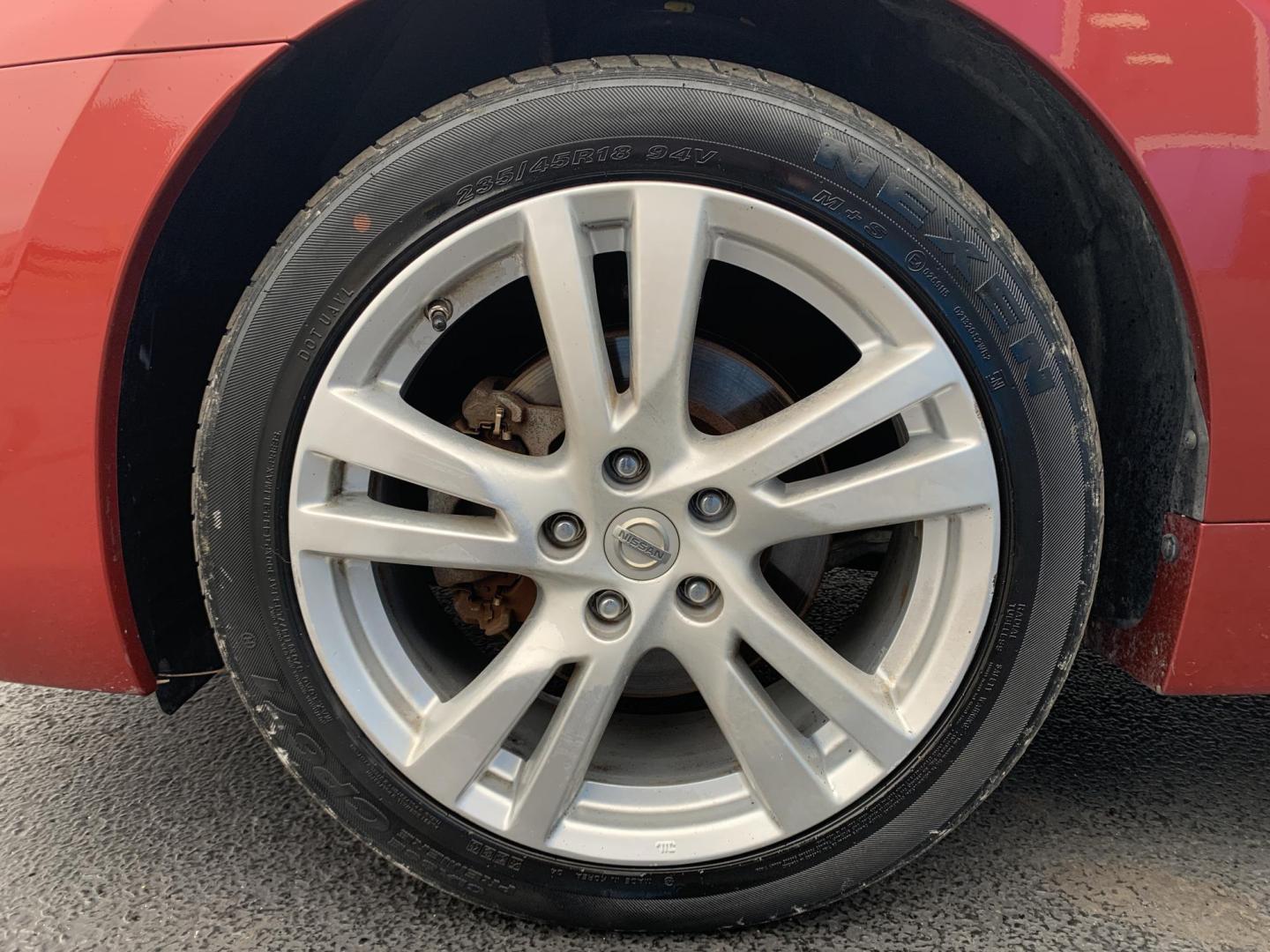 2015 RED /Black Nissan Altima 3.5 SV (1N4BL3AP9FC) with an 3.5L V6 DOHC 24V engine, Continuously Variable Transmission transmission, located at 506 S. Kingshighway, Cape Girardeau, MO, 63703, (573) 235-5000, 37.294991, -89.553635 - 2015 Nissan Altima 3.5 SL Leather Remote Start Air Conditioning Power Windows Power Locks Power Steering Tilt Wheel AM/FM CD/MP3 Satellite Keyless Entry Dual Front Airbags Side Airbags Head Airbags Rear Head Airbags All Wheel ABS We have financing available and we accept trades! Fill - Photo#19