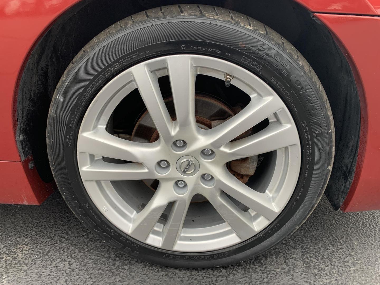 2015 RED /Black Nissan Altima 3.5 SV (1N4BL3AP9FC) with an 3.5L V6 DOHC 24V engine, Continuously Variable Transmission transmission, located at 506 S. Kingshighway, Cape Girardeau, MO, 63703, (573) 235-5000, 37.294991, -89.553635 - 2015 Nissan Altima 3.5 SL Leather Remote Start Air Conditioning Power Windows Power Locks Power Steering Tilt Wheel AM/FM CD/MP3 Satellite Keyless Entry Dual Front Airbags Side Airbags Head Airbags Rear Head Airbags All Wheel ABS We have financing available and we accept trades! Fill - Photo#22