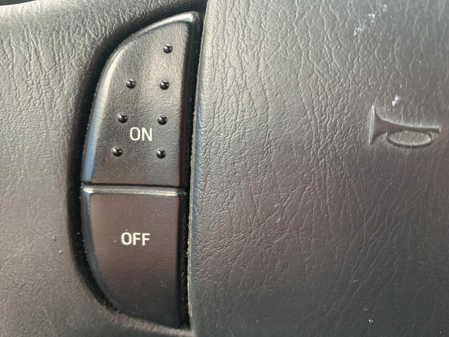 2001 WHITE /TAN Ford F-350 SD Lariat SuperCab 2WD DRW (1FTWX32F41E) with an 7.3L V8 OHV 16V TURBO DIESEL engine, Automatic transmission, located at 506 S. Kingshighway, Cape Girardeau, MO, 63703, (573) 235-5000, 37.294991, -89.553635 - 2001 Ford F350 Dually 7.3L Diesel Power Steering Tilt Wheel AM/FM Cassette & CD Dual Front Airbags Passenger Airbag Sensor Extended Cab Regular Bed All Wheel ABS 1 Ton Dually We have financing available and we accept trades! Fill out a credit application on our website or come by today! I - Photo#24