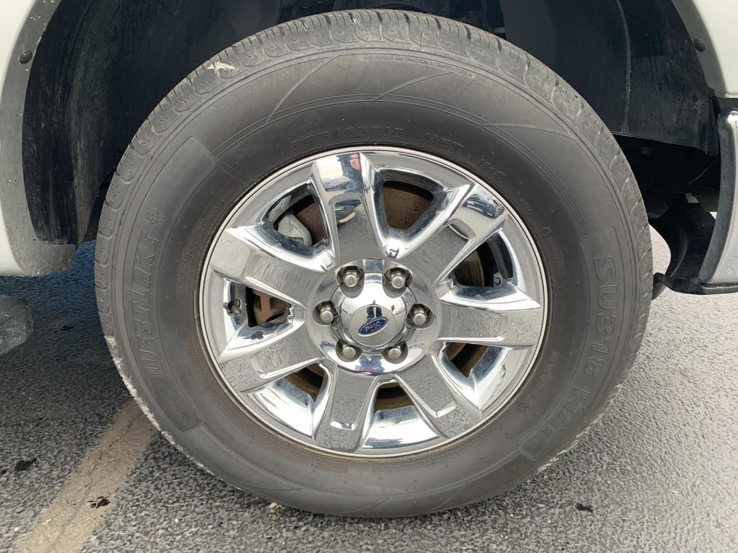 2014 SILVER /GRAY Ford F-150 XL SuperCrew 5.5-ft. Bed 4WD (1FTFW1EF3EK) with an 5.0L V8 engine, 6-Speed Automatic transmission, located at 506 S. Kingshighway, Cape Girardeau, MO, 63703, (573) 235-5000, 37.294991, -89.553635 - 2014 Ford F150 Lariat SuperCrew 4x4 5.0L V8 Air Conditioning Power Windows Power Locks Power Steering Tilt Wheel Satellite Keyless Entry Alarm Dual Front Airbags Side Airbags Head Airbags Rear Head Airbags Crew Cab Regular Bed All Wheel ABS 1/2 Ton We have financing available and - Photo#21