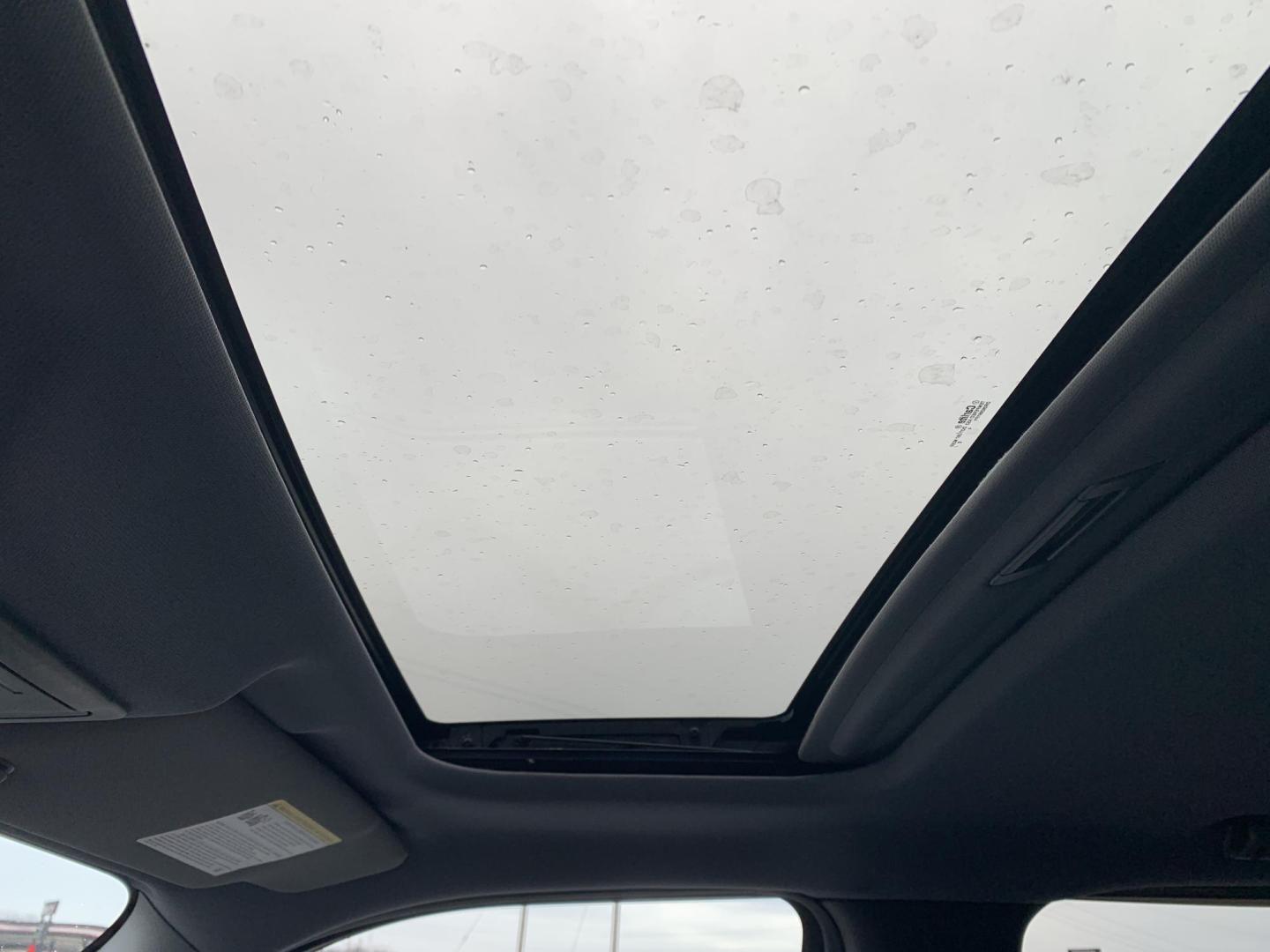 2014 SILVER /GRAY Ford F-150 XL SuperCrew 5.5-ft. Bed 4WD (1FTFW1EF3EK) with an 5.0L V8 engine, 6-Speed Automatic transmission, located at 506 S. Kingshighway, Cape Girardeau, MO, 63703, (573) 235-5000, 37.294991, -89.553635 - 2014 Ford F150 Lariat SuperCrew 4x4 5.0L V8 Air Conditioning Power Windows Power Locks Power Steering Tilt Wheel Satellite Keyless Entry Alarm Dual Front Airbags Side Airbags Head Airbags Rear Head Airbags Crew Cab Regular Bed All Wheel ABS 1/2 Ton We have financing available and - Photo#33