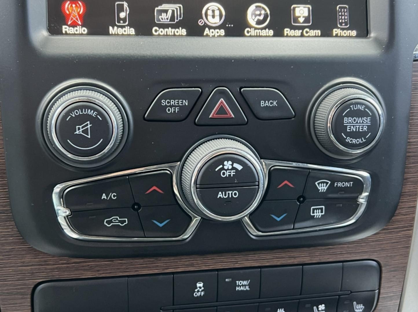 2017 BLACK /Black Leather RAM 1500 Laramie Crew Cab SWB 4WD (1C6RR7NT9HS) with an 5.7L V8 HEMI engine, Automatic transmission, located at 2990 Old Orchard Rd., Jackson, MO, 63755, 37.354214, -89.612106 - 2017 Ram 1500 Laramie 131xxx miles 4x4 5.7L V8 HEMI Automatic Leather Power/Heated/Cooled Seats Heated Rear Seats Heated Steering Wheel Backup Camera Bluetooth Cruise Power Windows/Locks/Mirrors We have financing available and we accept trades! Fill out a credit application on our websi - Photo#26