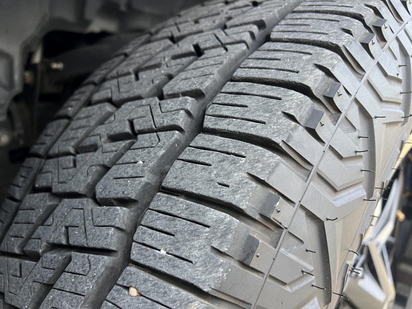 2017 BLACK /Black Leather RAM 1500 Laramie Crew Cab SWB 4WD (1C6RR7NT9HS) with an 5.7L V8 HEMI engine, Automatic transmission, located at 2990 Old Orchard Rd., Jackson, MO, 63755, 37.354214, -89.612106 - 2017 Ram 1500 Laramie 131xxx miles 4x4 5.7L V8 HEMI Automatic Leather Power/Heated/Cooled Seats Heated Rear Seats Heated Steering Wheel Backup Camera Bluetooth Cruise Power Windows/Locks/Mirrors We have financing available and we accept trades! Fill out a credit application on our websi - Photo#36