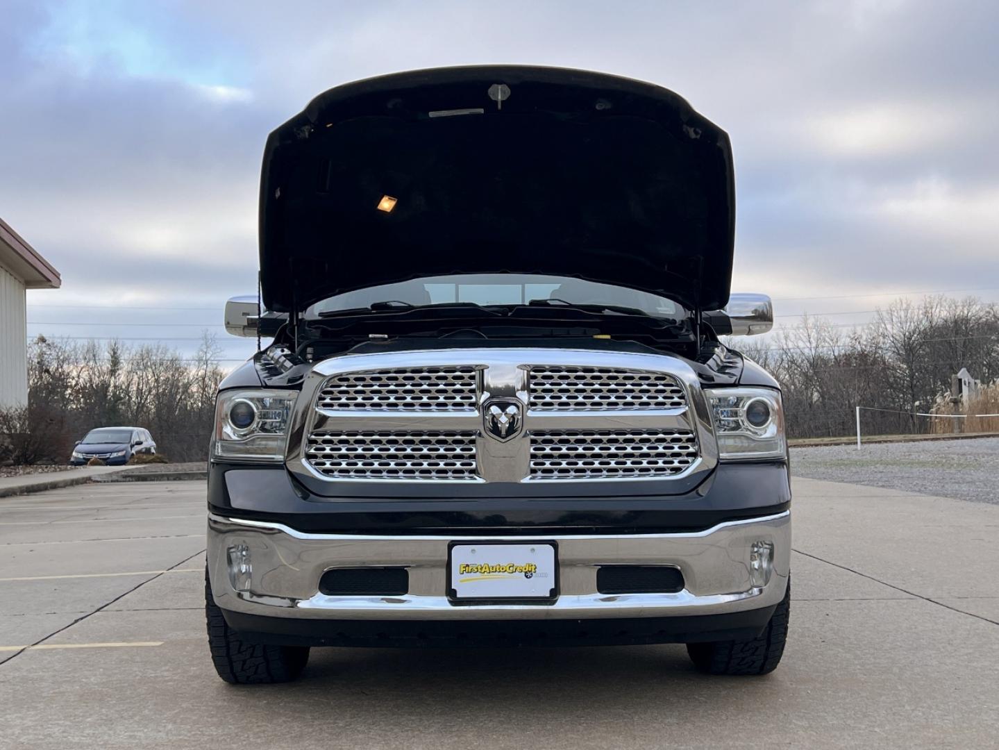 2017 BLACK /Black Leather RAM 1500 Laramie Crew Cab SWB 4WD (1C6RR7NT9HS) with an 5.7L V8 HEMI engine, Automatic transmission, located at 2990 Old Orchard Rd., Jackson, MO, 63755, 37.354214, -89.612106 - 2017 Ram 1500 Laramie 131xxx miles 4x4 5.7L V8 HEMI Automatic Leather Power/Heated/Cooled Seats Heated Rear Seats Heated Steering Wheel Backup Camera Bluetooth Cruise Power Windows/Locks/Mirrors We have financing available and we accept trades! Fill out a credit application on our websi - Photo#34