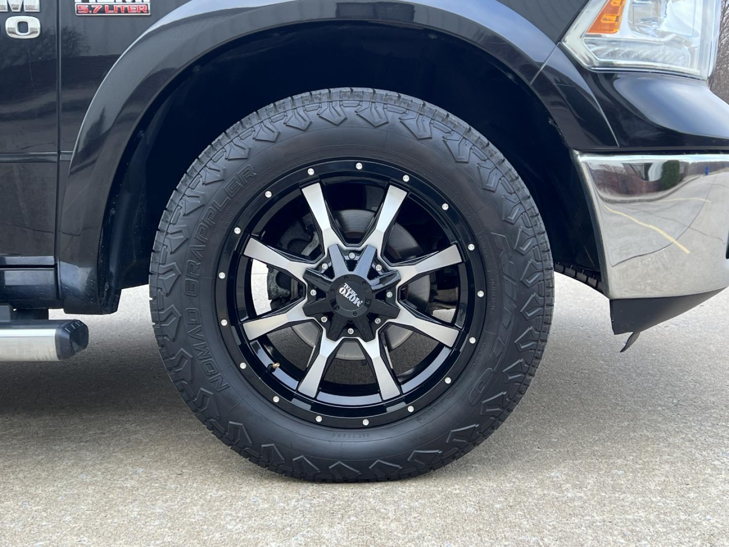 2017 BLACK /Black Leather RAM 1500 Laramie Crew Cab SWB 4WD (1C6RR7NT9HS) with an 5.7L V8 HEMI engine, Automatic transmission, located at 2990 Old Orchard Rd., Jackson, MO, 63755, 37.354214, -89.612106 - 2017 Ram 1500 Laramie 131xxx miles 4x4 5.7L V8 HEMI Automatic Leather Power/Heated/Cooled Seats Heated Rear Seats Heated Steering Wheel Backup Camera Bluetooth Cruise Power Windows/Locks/Mirrors We have financing available and we accept trades! Fill out a credit application on our websi - Photo#40