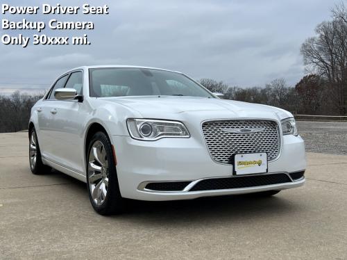 2020 Chrysler 300 Touring