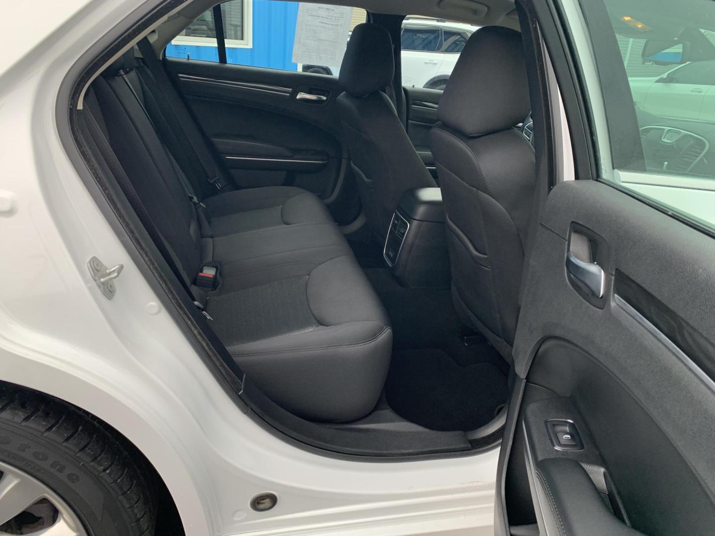 2020 WHITE /Black Cloth Chrysler 300 Touring (2C3CCAAG1LH) with an 3.6L V6 engine, Automatic transmission, located at 506 S. Kingshighway, Cape Girardeau, MO, 63703, (573) 235-5000, 37.294991, -89.553635 - 2020 Chrysler 300 Touring Only 30xxx miles Rear Wheel Drive 3.6L V6 Automatic Backup Camera Power Driver Seat Bluetooth Cruise Power Windows/Locks/Mirrors We have financing available and we accept trades! Fill out a credit application on our website or come by today! If you have any que - Photo#13