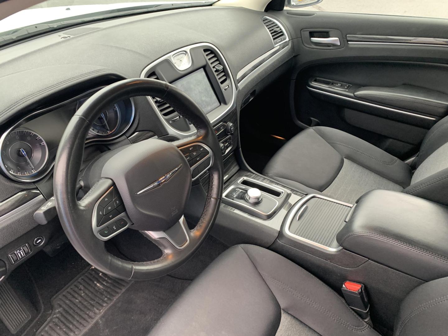 2020 WHITE /Black Cloth Chrysler 300 Touring (2C3CCAAG1LH) with an 3.6L V6 engine, Automatic transmission, located at 506 S. Kingshighway, Cape Girardeau, MO, 63703, (573) 235-5000, 37.294991, -89.553635 - 2020 Chrysler 300 Touring Only 30xxx miles Rear Wheel Drive 3.6L V6 Automatic Backup Camera Power Driver Seat Bluetooth Cruise Power Windows/Locks/Mirrors We have financing available and we accept trades! Fill out a credit application on our website or come by today! If you have any que - Photo#25