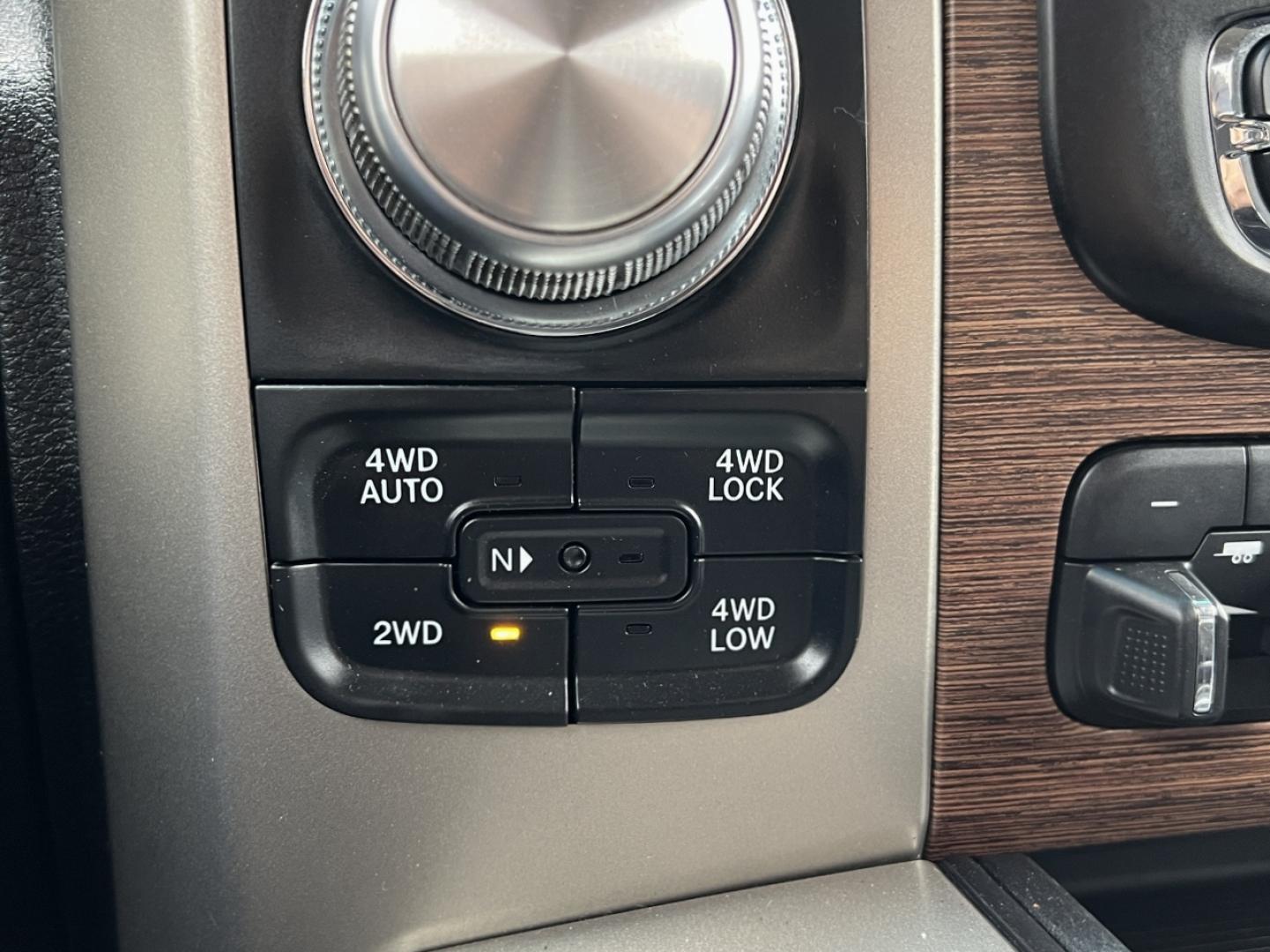 2013 BLACK /Black Leather RAM 1500 Laramie Crew Cab SWB 4WD (1C6RR7NT3DS) with an 5.7L V8 HEMI engine, Automatic transmission, located at 2990 Old Orchard Rd., Jackson, MO, 63755, 37.354214, -89.612106 - 2013 Ram 1500 Laramie 1-Owner 189xxx miles 4x4 5.7L V8 HEMI Automatic Leather Power/Heated/Cooled Seats Heated Rear Seats Heated Steering Wheel Backup Camera Bluetooth Remote Start Cruise Power Windows/Locks/Mirrors We have financing available and we accept trades! Fill out a credit a - Photo#2