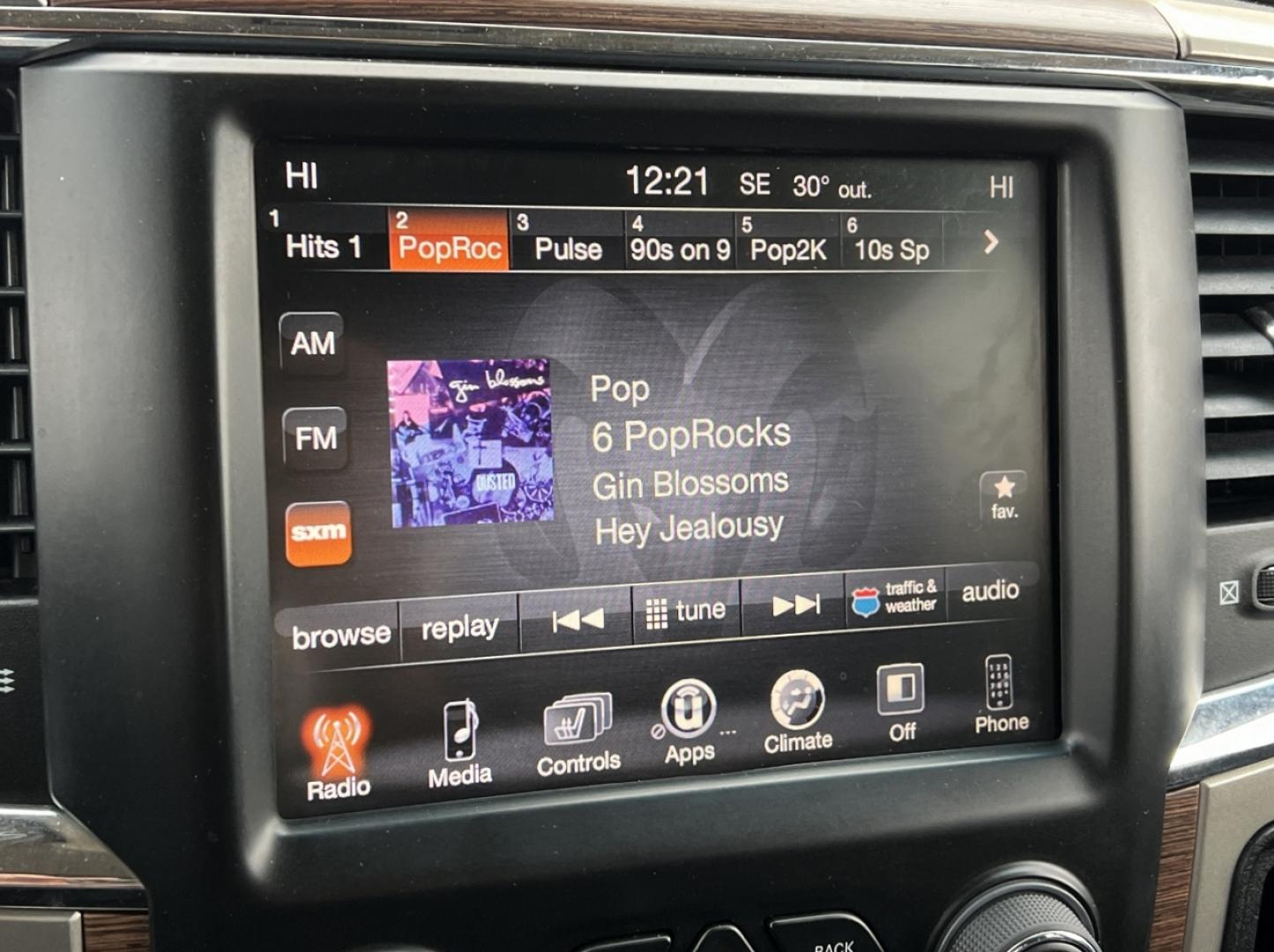 2013 BLACK /Black Leather RAM 1500 Laramie Crew Cab SWB 4WD (1C6RR7NT3DS) with an 5.7L V8 HEMI engine, Automatic transmission, located at 2990 Old Orchard Rd., Jackson, MO, 63755, 37.354214, -89.612106 - 2013 Ram 1500 Laramie 1-Owner 189xxx miles 4x4 5.7L V8 HEMI Automatic Leather Power/Heated/Cooled Seats Heated Rear Seats Heated Steering Wheel Backup Camera Bluetooth Remote Start Cruise Power Windows/Locks/Mirrors We have financing available and we accept trades! Fill out a credit a - Photo#27