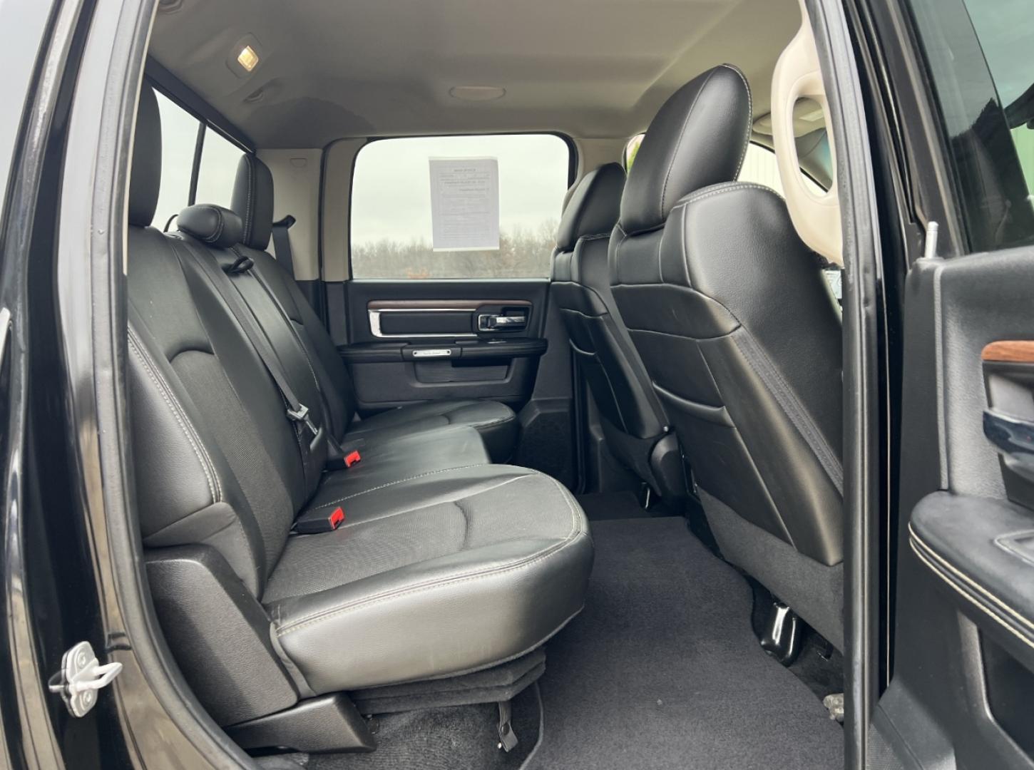 2013 BLACK /Black Leather RAM 1500 Laramie Crew Cab SWB 4WD (1C6RR7NT3DS) with an 5.7L V8 HEMI engine, Automatic transmission, located at 2990 Old Orchard Rd., Jackson, MO, 63755, 37.354214, -89.612106 - 2013 Ram 1500 Laramie 1-Owner 189xxx miles 4x4 5.7L V8 HEMI Automatic Leather Power/Heated/Cooled Seats Heated Rear Seats Heated Steering Wheel Backup Camera Bluetooth Remote Start Cruise Power Windows/Locks/Mirrors We have financing available and we accept trades! Fill out a credit a - Photo#20