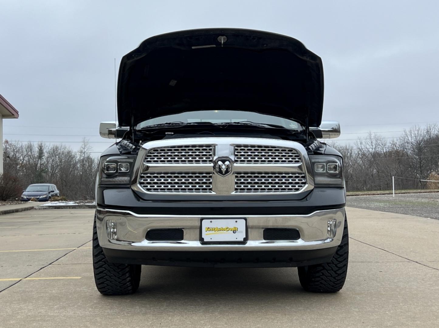 2013 BLACK /Black Leather RAM 1500 Laramie Crew Cab SWB 4WD (1C6RR7NT3DS) with an 5.7L V8 HEMI engine, Automatic transmission, located at 2990 Old Orchard Rd., Jackson, MO, 63755, 37.354214, -89.612106 - 2013 Ram 1500 Laramie 1-Owner 189xxx miles 4x4 5.7L V8 HEMI Automatic Leather Power/Heated/Cooled Seats Heated Rear Seats Heated Steering Wheel Backup Camera Bluetooth Remote Start Cruise Power Windows/Locks/Mirrors We have financing available and we accept trades! Fill out a credit a - Photo#36
