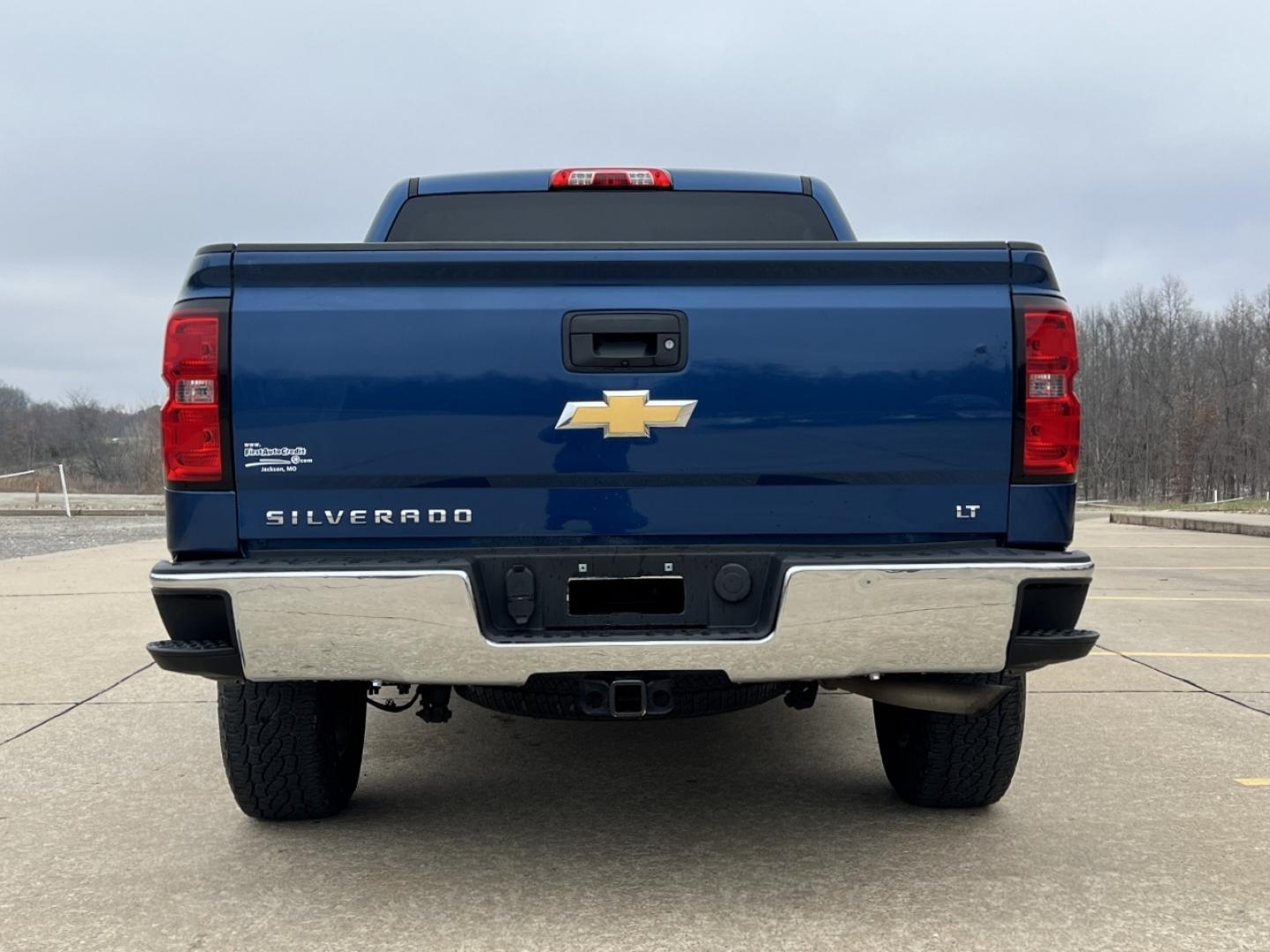 2015 BLUE /Black Cloth Chevrolet Silverado 1500 LT Crew Cab 4WD (3GCUKREH8FG) with an 4.3L V6 engine, Automatic transmission, located at 2990 Old Orchard Rd., Jackson, MO, 63755, 37.354214, -89.612106 - 2015 Chevrolet Silverado 1500 LT 102xxx miles 4x4 4.3L V6 Automatic Backup Camera Power Driver Seat Bluetooth Remote Start Cruise Power Windows/Locks/Mirrors We have financing available and we accept trades! Fill out a credit application on our website or come by today! If you have any q - Photo#12