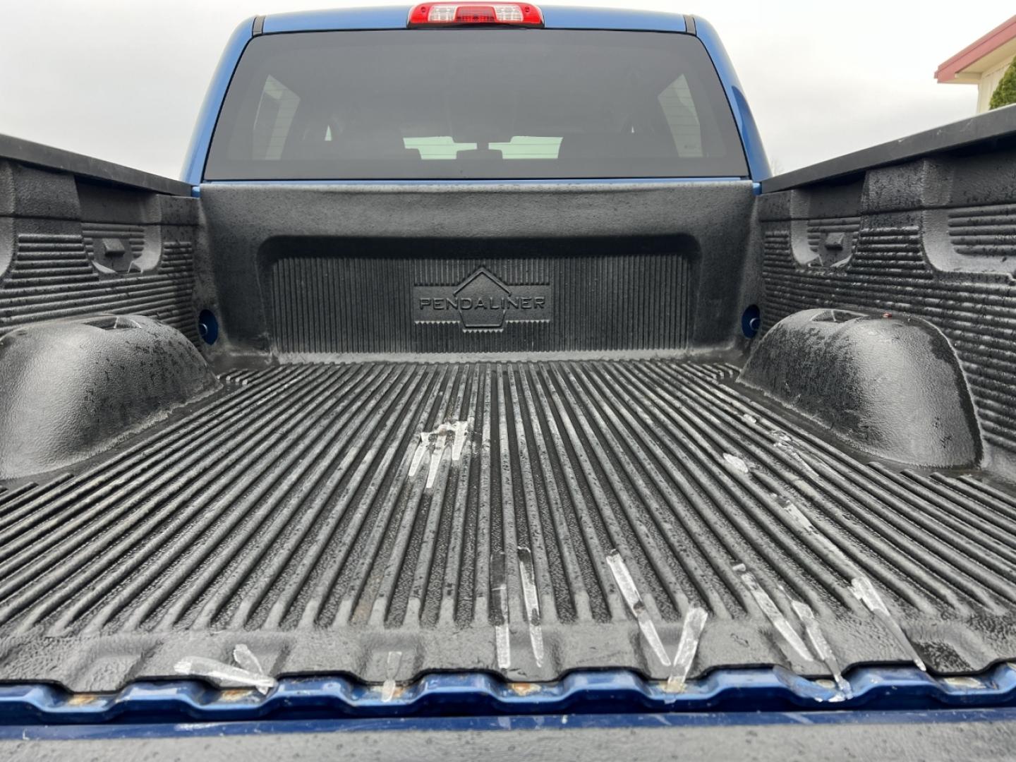 2015 BLUE /Black Cloth Chevrolet Silverado 1500 LT Crew Cab 4WD (3GCUKREH8FG) with an 4.3L V6 engine, Automatic transmission, located at 2990 Old Orchard Rd., Jackson, MO, 63755, 37.354214, -89.612106 - 2015 Chevrolet Silverado 1500 LT 102xxx miles 4x4 4.3L V6 Automatic Backup Camera Power Driver Seat Bluetooth Remote Start Cruise Power Windows/Locks/Mirrors We have financing available and we accept trades! Fill out a credit application on our website or come by today! If you have any q - Photo#21