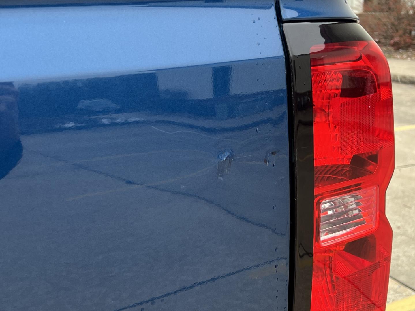 2015 BLUE /Black Cloth Chevrolet Silverado 1500 LT Crew Cab 4WD (3GCUKREH8FG) with an 4.3L V6 engine, Automatic transmission, located at 2990 Old Orchard Rd., Jackson, MO, 63755, 37.354214, -89.612106 - 2015 Chevrolet Silverado 1500 LT 102xxx miles 4x4 4.3L V6 Automatic Backup Camera Power Driver Seat Bluetooth Remote Start Cruise Power Windows/Locks/Mirrors We have financing available and we accept trades! Fill out a credit application on our website or come by today! If you have any q - Photo#40