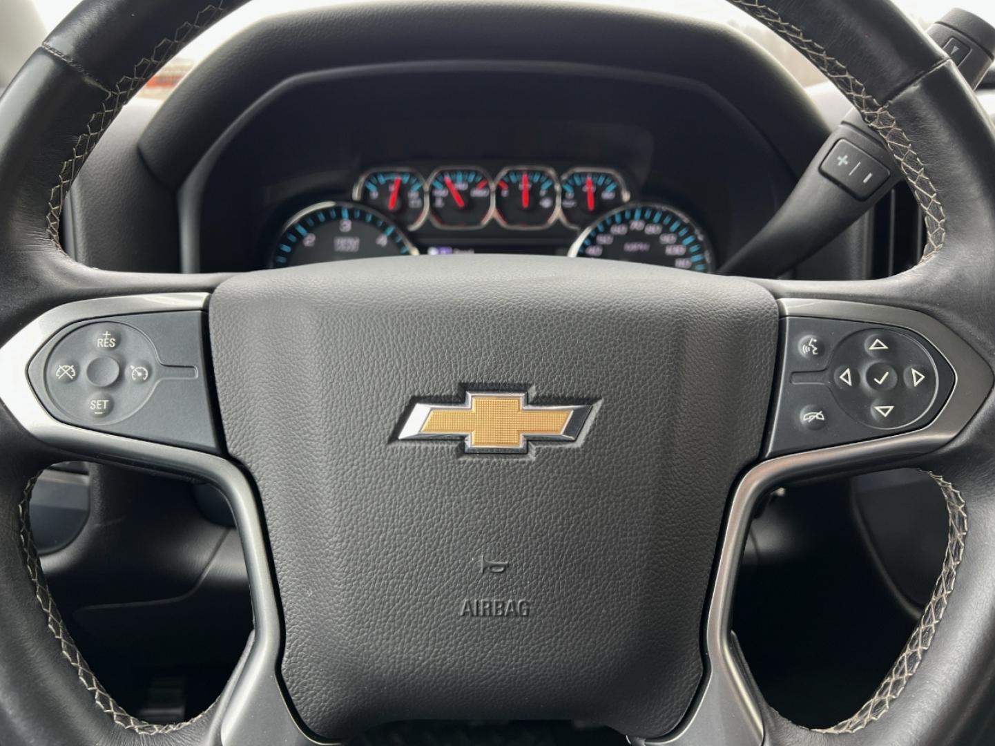 2015 BLUE /Black Cloth Chevrolet Silverado 1500 LT Crew Cab 4WD (3GCUKREH8FG) with an 4.3L V6 engine, Automatic transmission, located at 2990 Old Orchard Rd., Jackson, MO, 63755, 37.354214, -89.612106 - 2015 Chevrolet Silverado 1500 LT 102xxx miles 4x4 4.3L V6 Automatic Backup Camera Power Driver Seat Bluetooth Remote Start Cruise Power Windows/Locks/Mirrors We have financing available and we accept trades! Fill out a credit application on our website or come by today! If you have any q - Photo#23