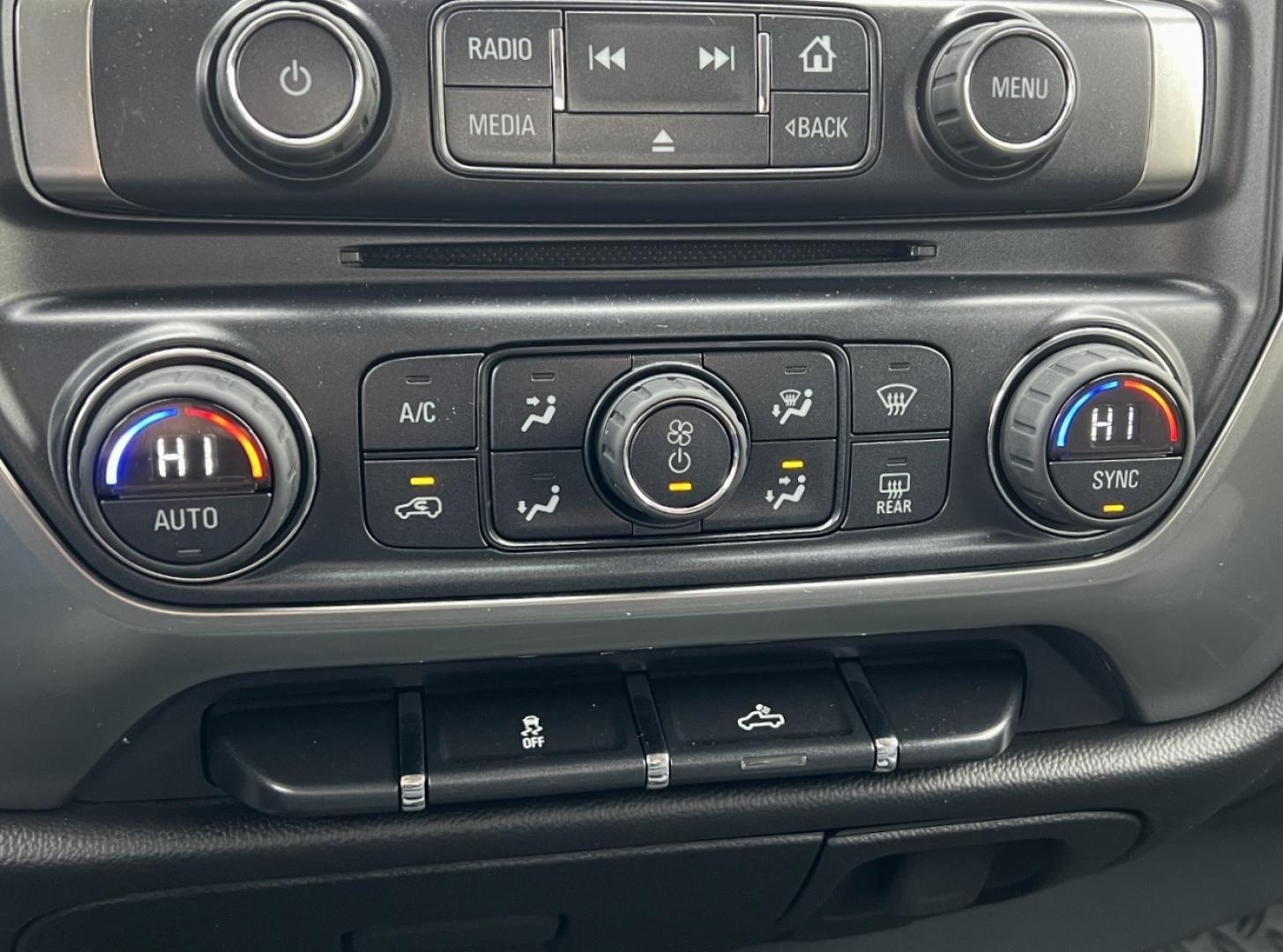 2015 BLUE /Black Cloth Chevrolet Silverado 1500 LT Crew Cab 4WD (3GCUKREH8FG) with an 4.3L V6 engine, Automatic transmission, located at 2990 Old Orchard Rd., Jackson, MO, 63755, 37.354214, -89.612106 - 2015 Chevrolet Silverado 1500 LT 102xxx miles 4x4 4.3L V6 Automatic Backup Camera Power Driver Seat Bluetooth Remote Start Cruise Power Windows/Locks/Mirrors We have financing available and we accept trades! Fill out a credit application on our website or come by today! If you have any q - Photo#27