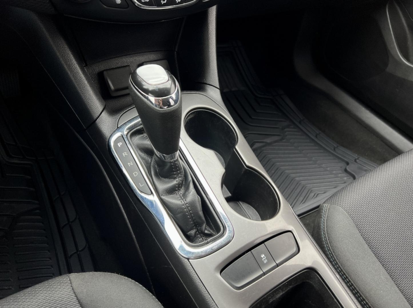 2017 GRAY /Black Chevrolet Cruze LT (1G1BE5SM7H7) with an 1.4L 4 Cyl. TURBO engine, Automatic transmission, located at 2990 Old Orchard Rd., Jackson, MO, 63755, 37.354214, -89.612106 - 2017 Chevrolet Cruze LT 127xxx miles Front Wheel Drive 1.4L 4 Cyl. Automatic Backup Camera Power Driver Seat Bluetooth Remote Start Cruise Power Windows/Locks/Mirrors We have financing available and we accept trades! Fill out a credit application on our website or come by today! If you h - Photo#24