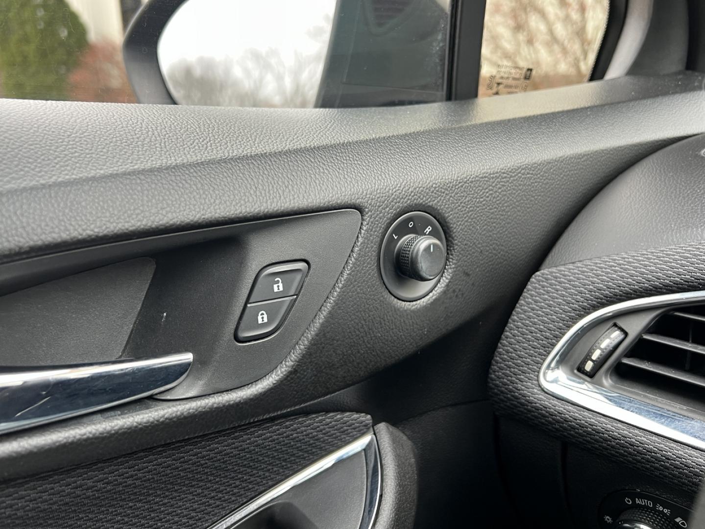 2017 GRAY /Black Chevrolet Cruze LT (1G1BE5SM7H7) with an 1.4L 4 Cyl. TURBO engine, Automatic transmission, located at 2990 Old Orchard Rd., Jackson, MO, 63755, 37.354214, -89.612106 - 2017 Chevrolet Cruze LT 127xxx miles Front Wheel Drive 1.4L 4 Cyl. Automatic Backup Camera Power Driver Seat Bluetooth Remote Start Cruise Power Windows/Locks/Mirrors We have financing available and we accept trades! Fill out a credit application on our website or come by today! If you h - Photo#29