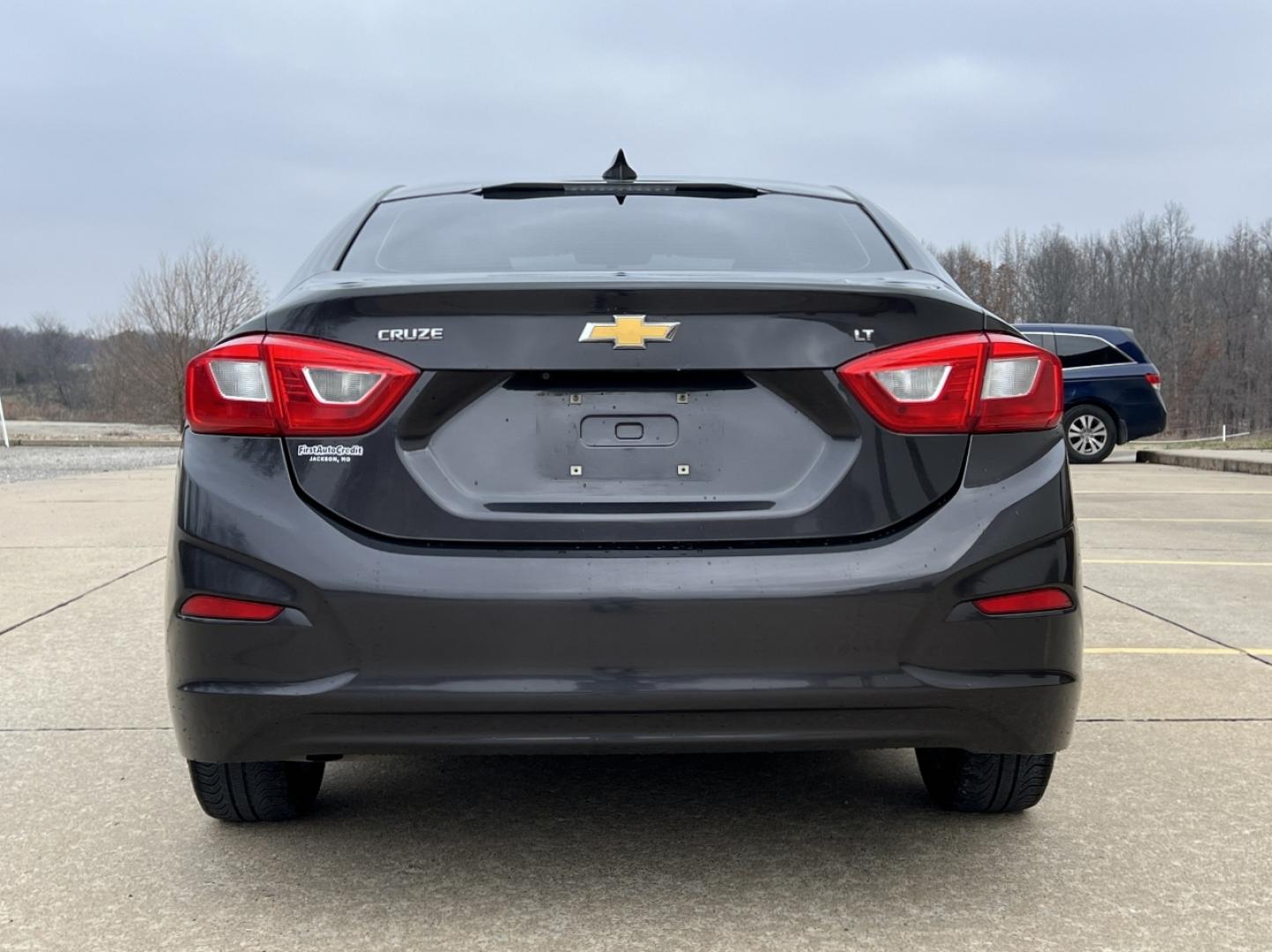 2017 GRAY /Black Chevrolet Cruze LT (1G1BE5SM7H7) with an 1.4L 4 Cyl. TURBO engine, Automatic transmission, located at 2990 Old Orchard Rd., Jackson, MO, 63755, 37.354214, -89.612106 - 2017 Chevrolet Cruze LT 127xxx miles Front Wheel Drive 1.4L 4 Cyl. Automatic Backup Camera Power Driver Seat Bluetooth Remote Start Cruise Power Windows/Locks/Mirrors We have financing available and we accept trades! Fill out a credit application on our website or come by today! If you h - Photo#11