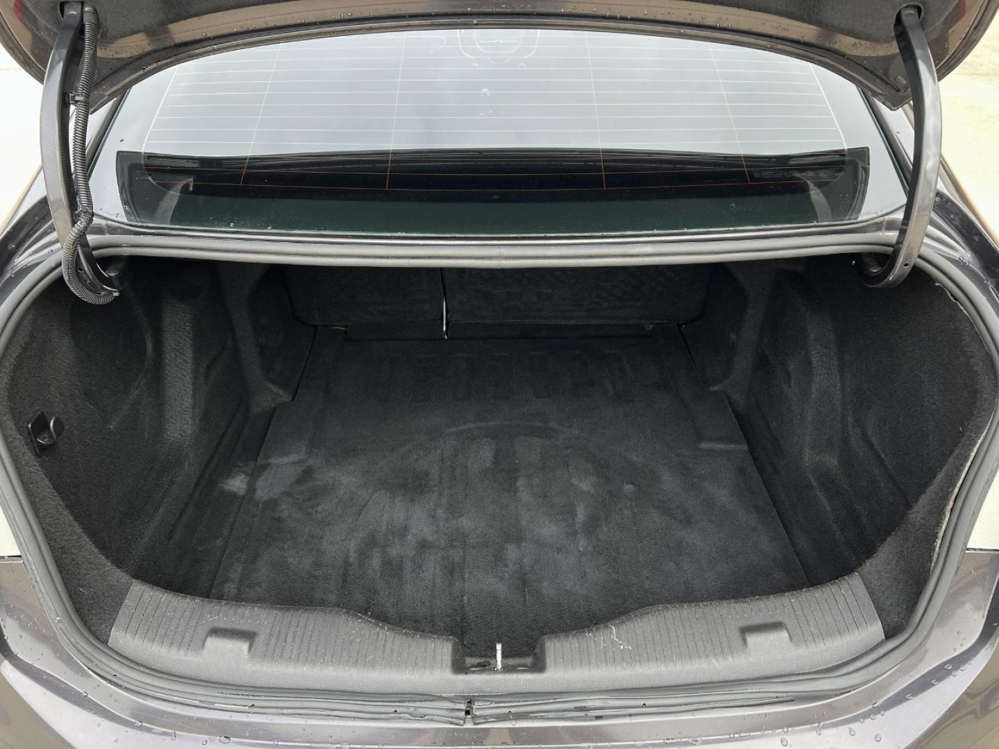 2017 GRAY /Black Chevrolet Cruze LT (1G1BE5SM7H7) with an 1.4L 4 Cyl. TURBO engine, Automatic transmission, located at 2990 Old Orchard Rd., Jackson, MO, 63755, 37.354214, -89.612106 - 2017 Chevrolet Cruze LT 127xxx miles Front Wheel Drive 1.4L 4 Cyl. Automatic Backup Camera Power Driver Seat Bluetooth Remote Start Cruise Power Windows/Locks/Mirrors We have financing available and we accept trades! Fill out a credit application on our website or come by today! If you h - Photo#20