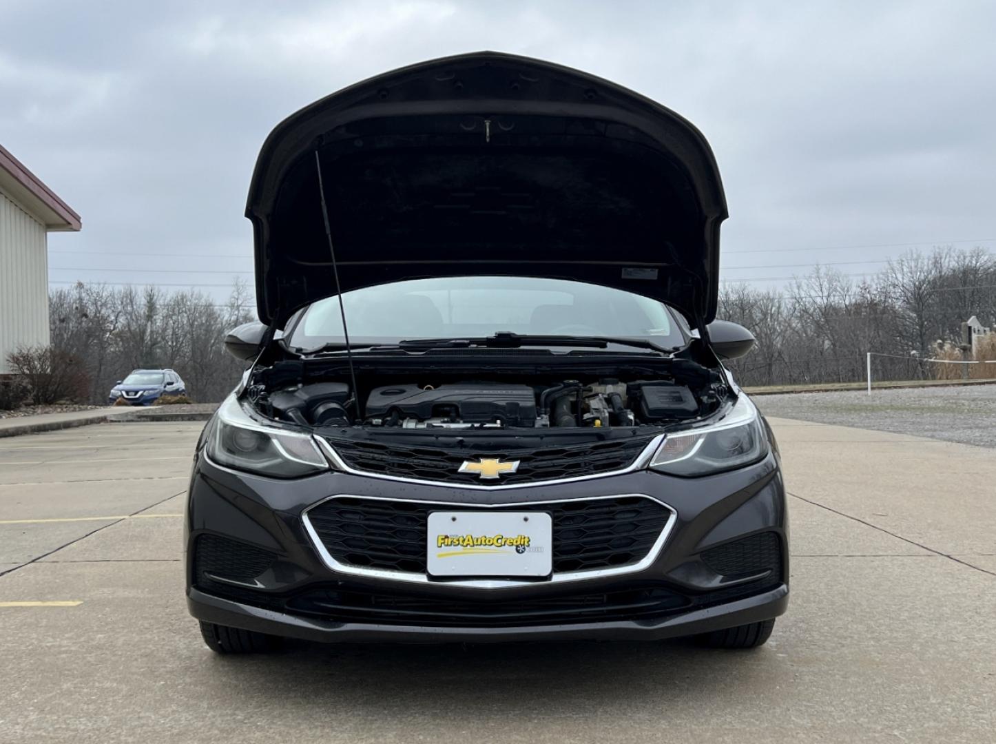 2017 GRAY /Black Chevrolet Cruze LT (1G1BE5SM7H7) with an 1.4L 4 Cyl. TURBO engine, Automatic transmission, located at 2990 Old Orchard Rd., Jackson, MO, 63755, 37.354214, -89.612106 - 2017 Chevrolet Cruze LT 127xxx miles Front Wheel Drive 1.4L 4 Cyl. Automatic Backup Camera Power Driver Seat Bluetooth Remote Start Cruise Power Windows/Locks/Mirrors We have financing available and we accept trades! Fill out a credit application on our website or come by today! If you h - Photo#33