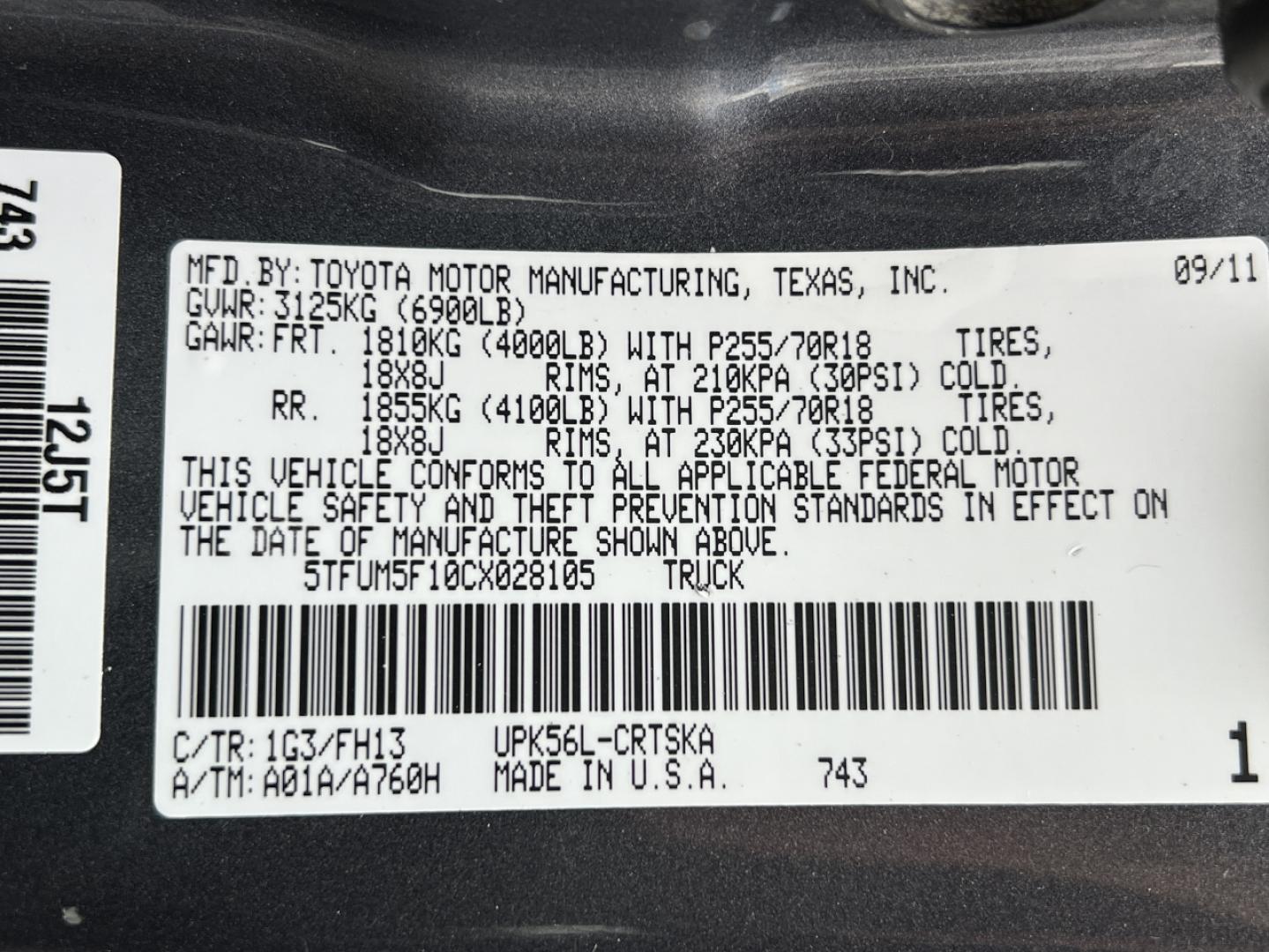 2012 GRAY /Gray Toyota Tundra Tundra-Grade Double Cab 4.6L 4WD (5TFUM5F10CX) with an 4.6L V8 engine, Automatic transmission, located at 2990 Old Orchard Rd., Jackson, MO, 63755, 37.354214, -89.612106 - 2012 Toyota Tundra SR5 Local 1-Owner 117xxx miles 4x4 4.6L V8 Automatic Cruise Power Windows/Locks/Mirrors We have financing available and we accept trades! Fill out a credit application on our website or come by today! If you have any questions, give us a call at (573) 204-7777 or visit ou - Photo#45