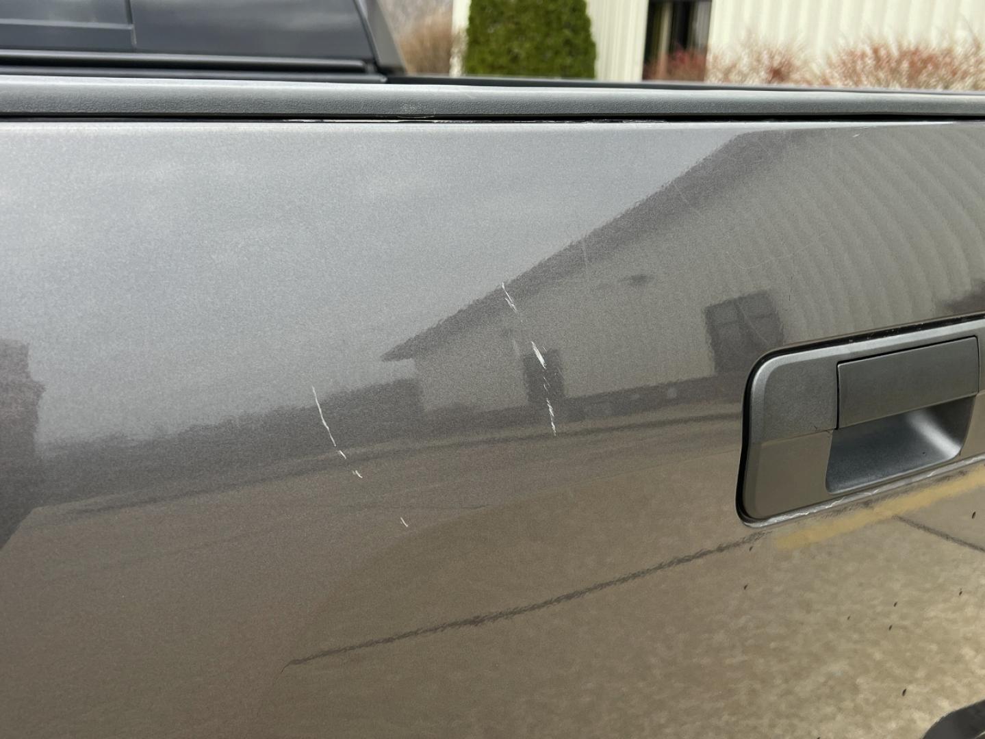 2012 GRAY /Gray Toyota Tundra Tundra-Grade Double Cab 4.6L 4WD (5TFUM5F10CX) with an 4.6L V8 engine, Automatic transmission, located at 2990 Old Orchard Rd., Jackson, MO, 63755, 37.354214, -89.612106 - 2012 Toyota Tundra SR5 Local 1-Owner 117xxx miles 4x4 4.6L V8 Automatic Cruise Power Windows/Locks/Mirrors We have financing available and we accept trades! Fill out a credit application on our website or come by today! If you have any questions, give us a call at (573) 204-7777 or visit ou - Photo#42