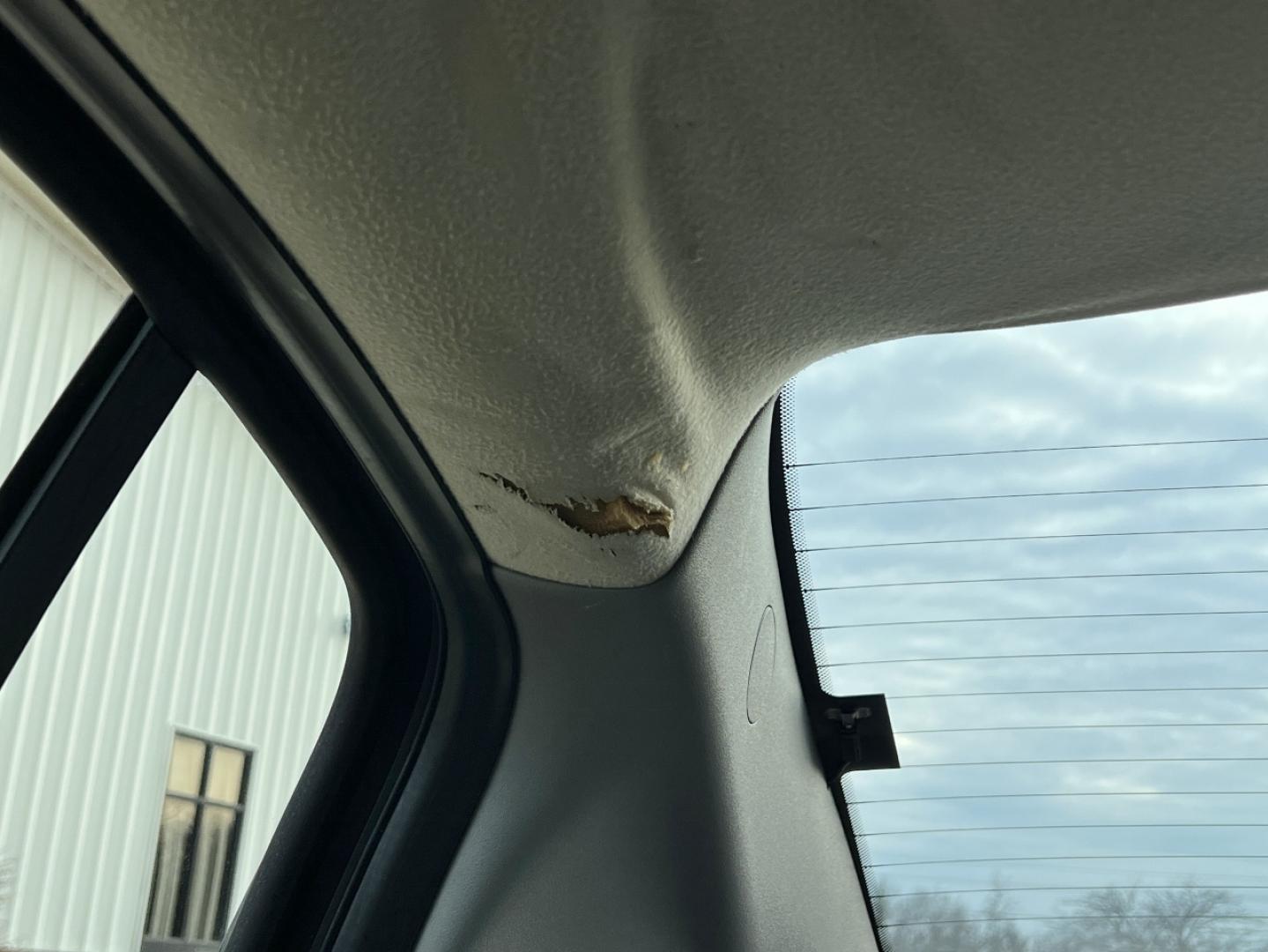 2005 GRAY /Gray Saturn ION 2 (1G8AJ52F95Z) with an 2.2L 4 Cyl. engine, Automatic transmission, located at 2990 Old Orchard Rd., Jackson, MO, 63755, 37.354214, -89.612106 - 2005 Saturn Ion 2 Only 91xxx miles Front Wheel Drive 2.2L 4 Cyl. Automatic Cruise Power Windows/Locks/Mirrors We have financing available and we accept trades! Fill out a credit application on our website or come by today! If you have any questions, give us a call at (573) 204-7777 or visit - Photo#39