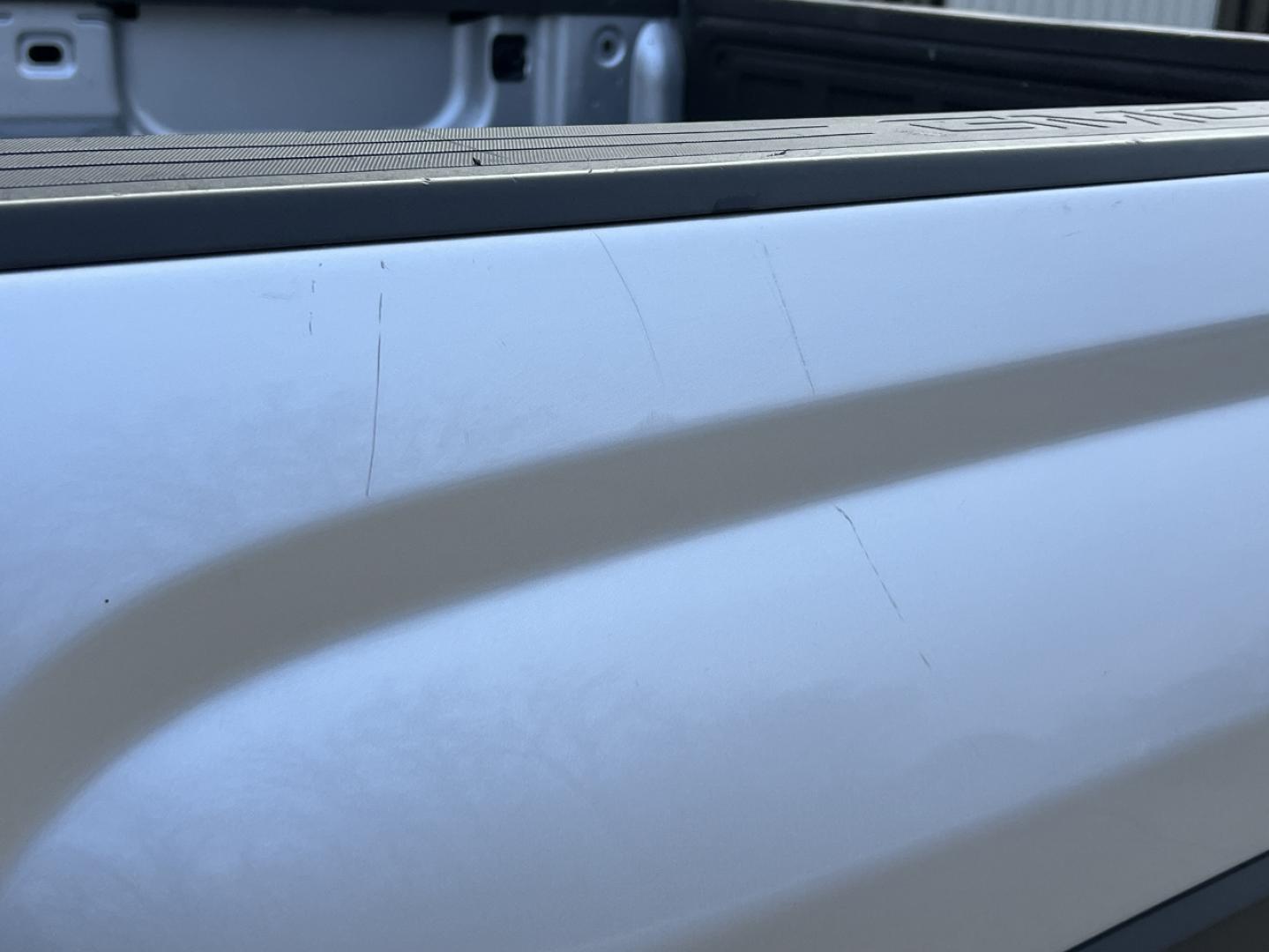 2016 SILVER /Tan GMC Sierra 2500HD SLE Crew Cab 4WD (1GT12SE85GF) with an 6.6L V8 DIESEL engine, Automatic transmission, located at 2990 Old Orchard Rd., Jackson, MO, 63755, 37.354214, -89.612106 - 2016 GMC Sierra 2500HD SLE 129xxx miles 4x4 6.6L V8 Turbo Diesel Automatic Backup Camera Power Driver Seat Bluetooth Remote Start Cruise Power Windows/Locks/Mirrors We have financing available and we accept trades! Fill out a credit application on our website or come by today! If you hav - Photo#42