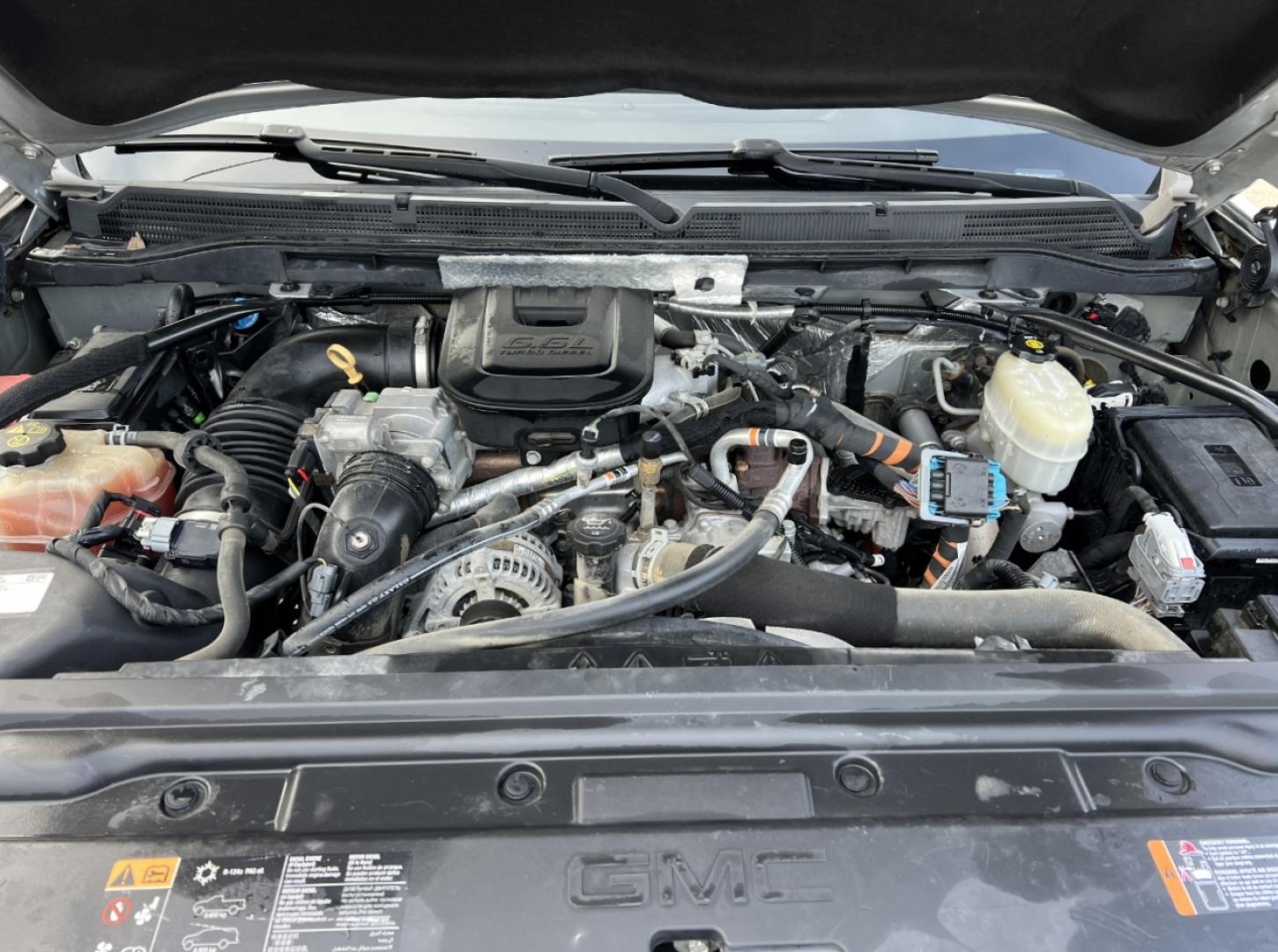 2016 SILVER /Tan GMC Sierra 2500HD SLE Crew Cab 4WD (1GT12SE85GF) with an 6.6L V8 DIESEL engine, Automatic transmission, located at 2990 Old Orchard Rd., Jackson, MO, 63755, 37.354214, -89.612106 - 2016 GMC Sierra 2500HD SLE 129xxx miles 4x4 6.6L V8 Turbo Diesel Automatic Backup Camera Power Driver Seat Bluetooth Remote Start Cruise Power Windows/Locks/Mirrors We have financing available and we accept trades! Fill out a credit application on our website or come by today! If you hav - Photo#30